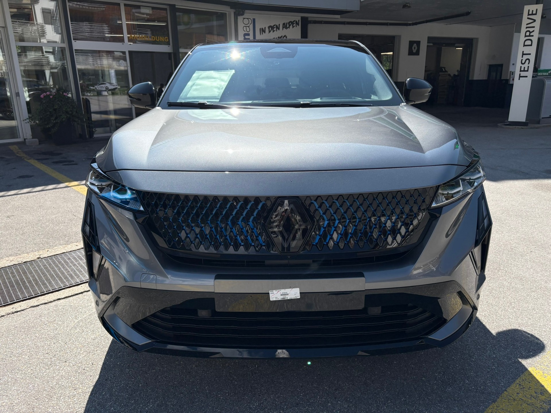 RENAULT Rafale 1.2 E-Tech Plug-in Hybrid 300 4x4 Atelier Alpine-showroom-element-1