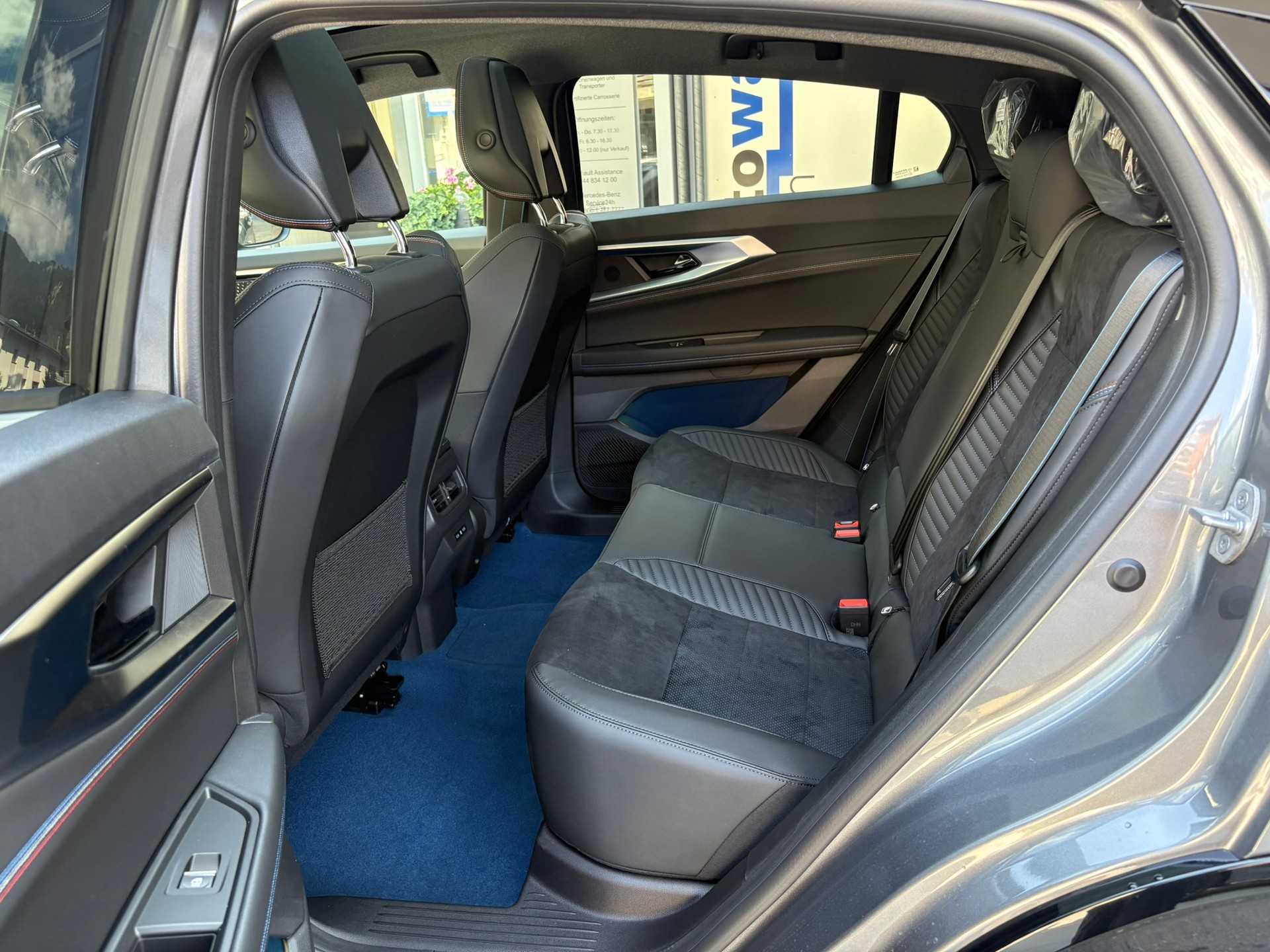 RENAULT Rafale 1.2 E-Tech Plug-in Hybrid 300 4x4 Atelier Alpine-image-12