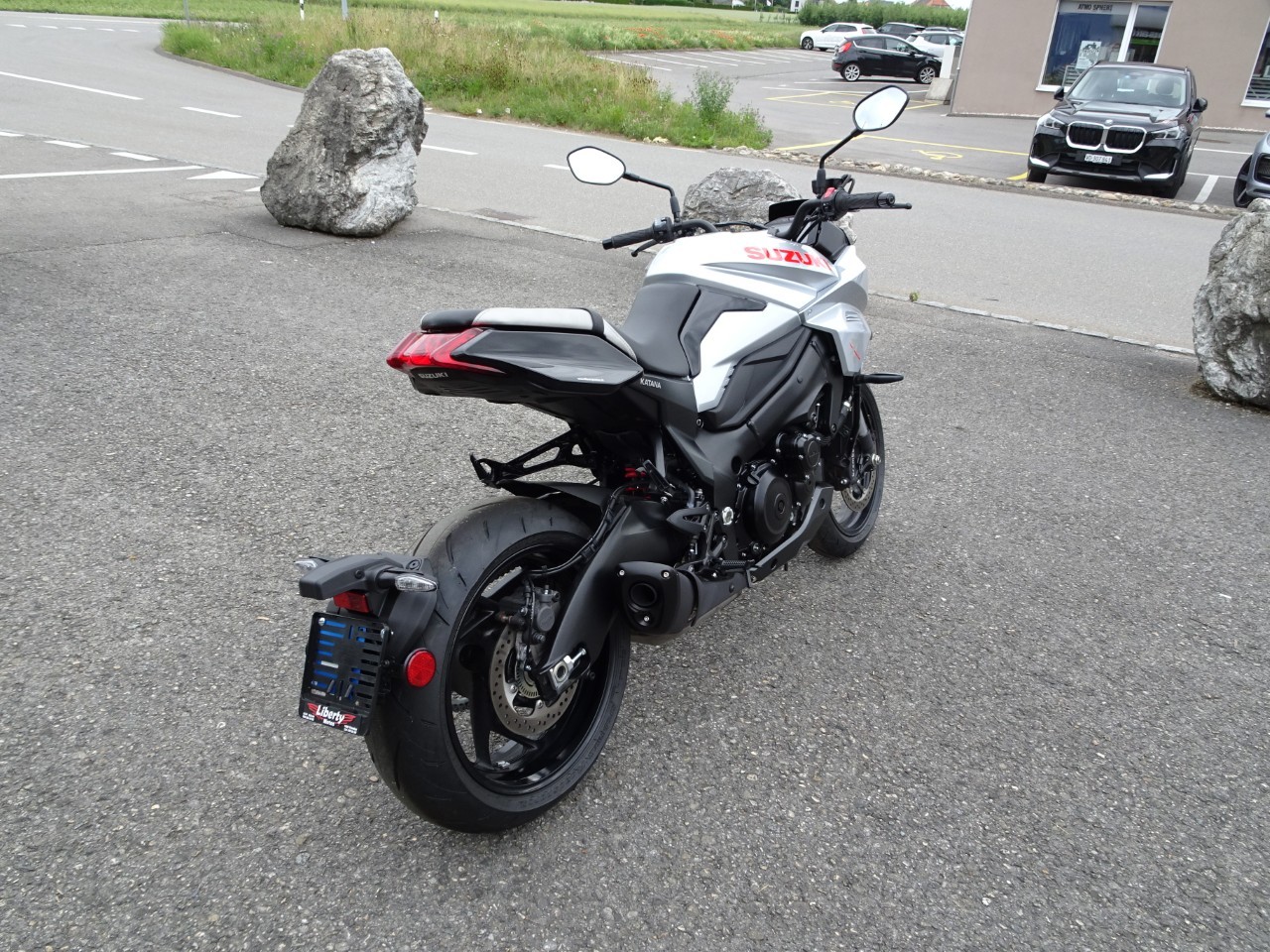 SUZUKI GSX-S 1000 Katana-image-4