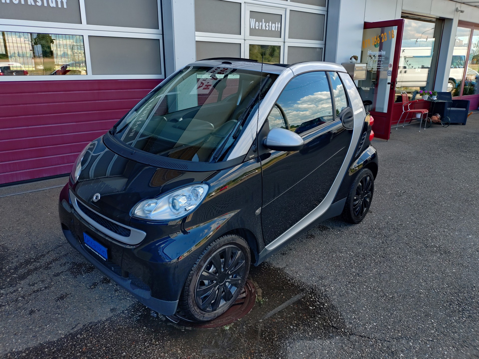 SMART FORTWO-image-1