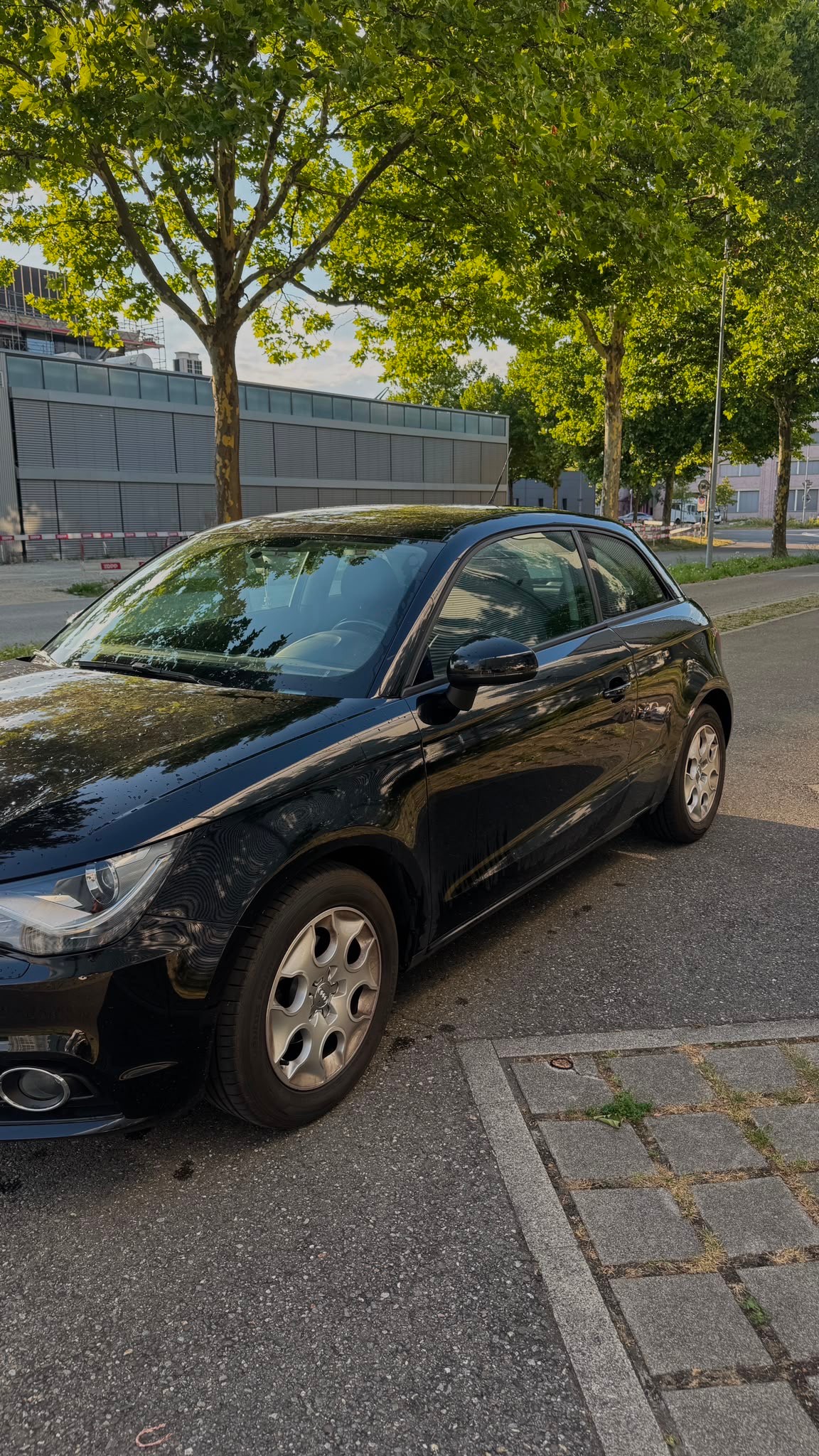 AUDI 1.2 TFSI Attraction-image-1