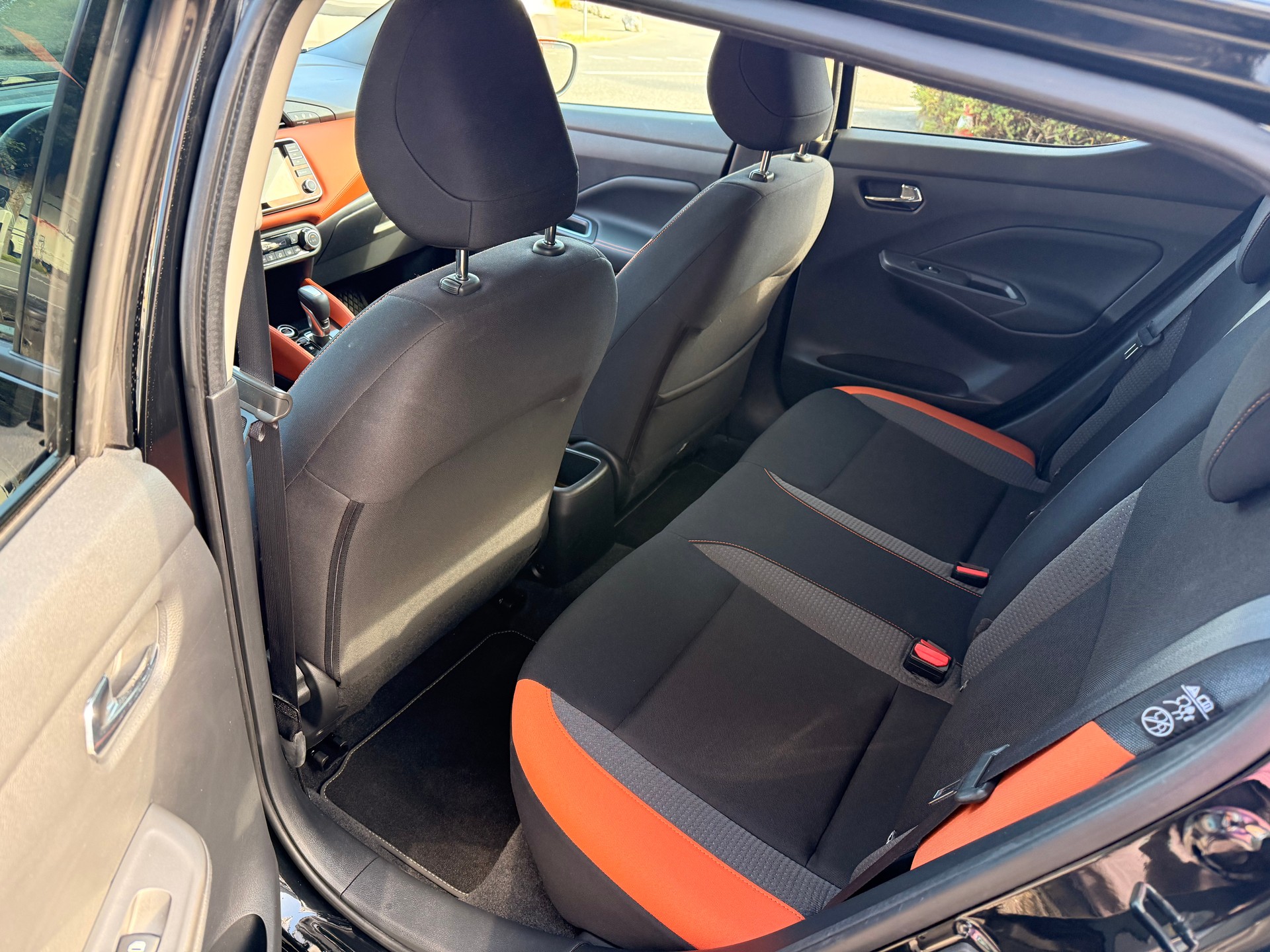 NISSAN Micra IG-T n-design Xtronic-image-5