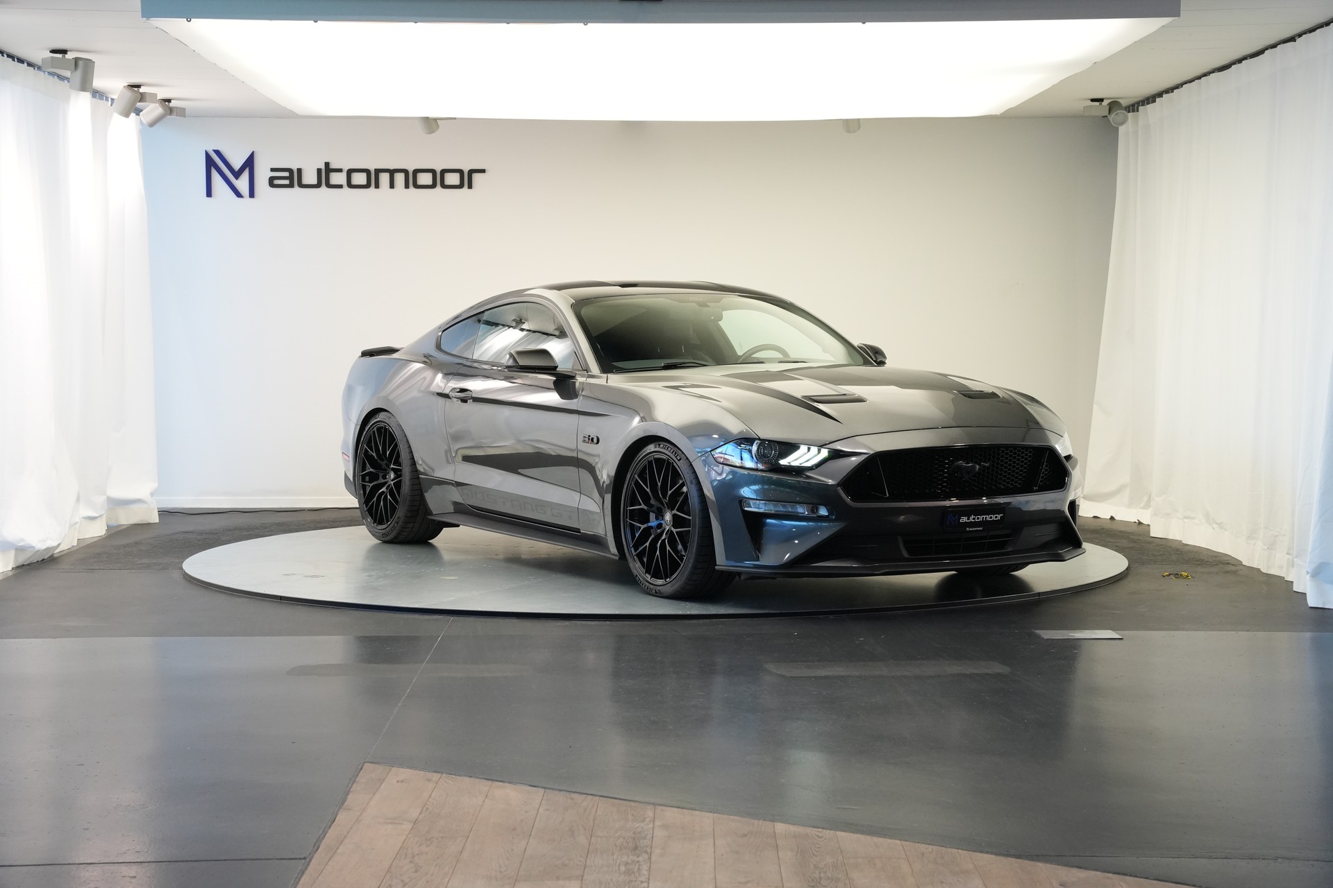 FORD Mustang Fastback 5.0 V8 GT Automat-showroom-element-2