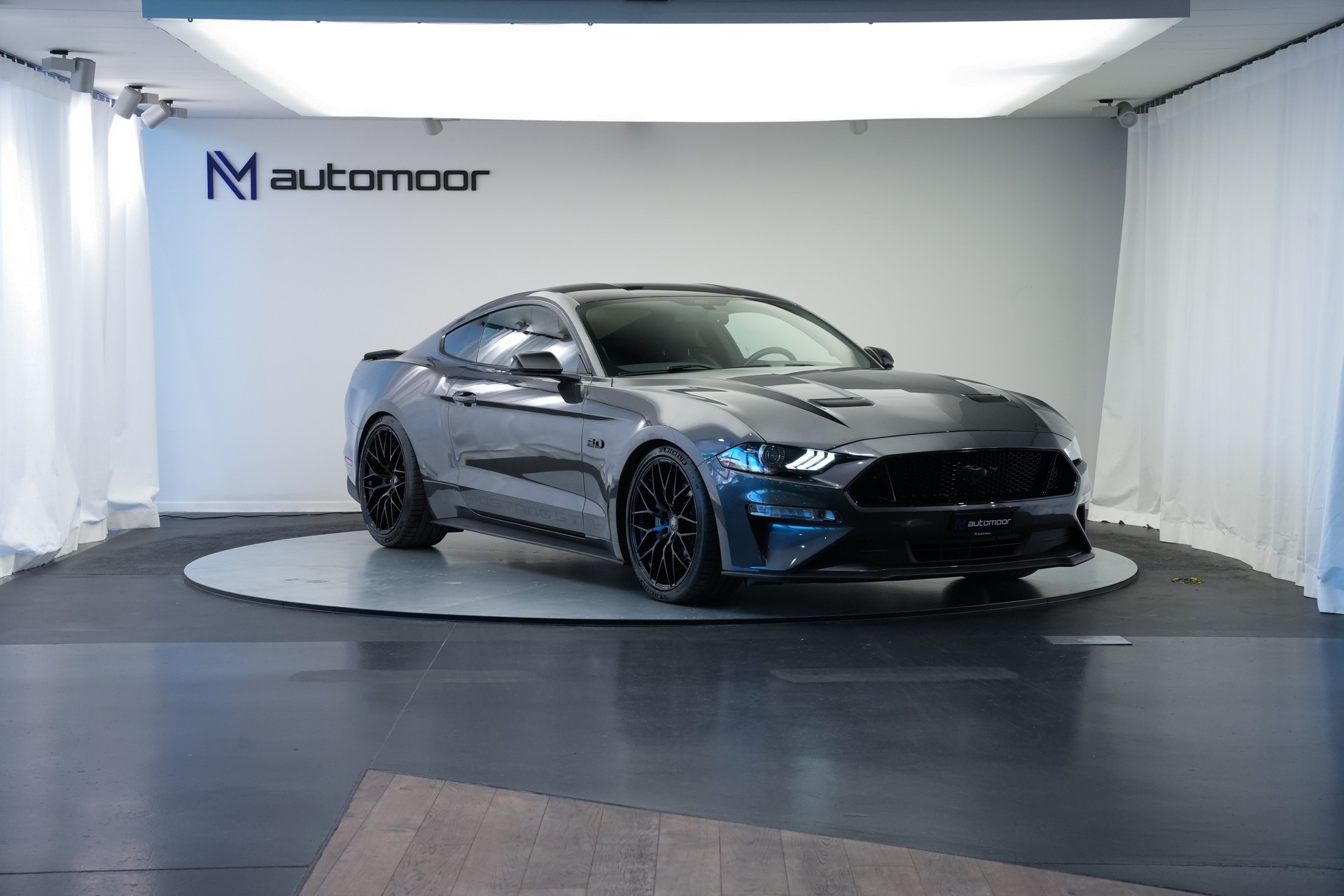 FORD Mustang Fastback 5.0 V8 GT Automat-showroom-element-2