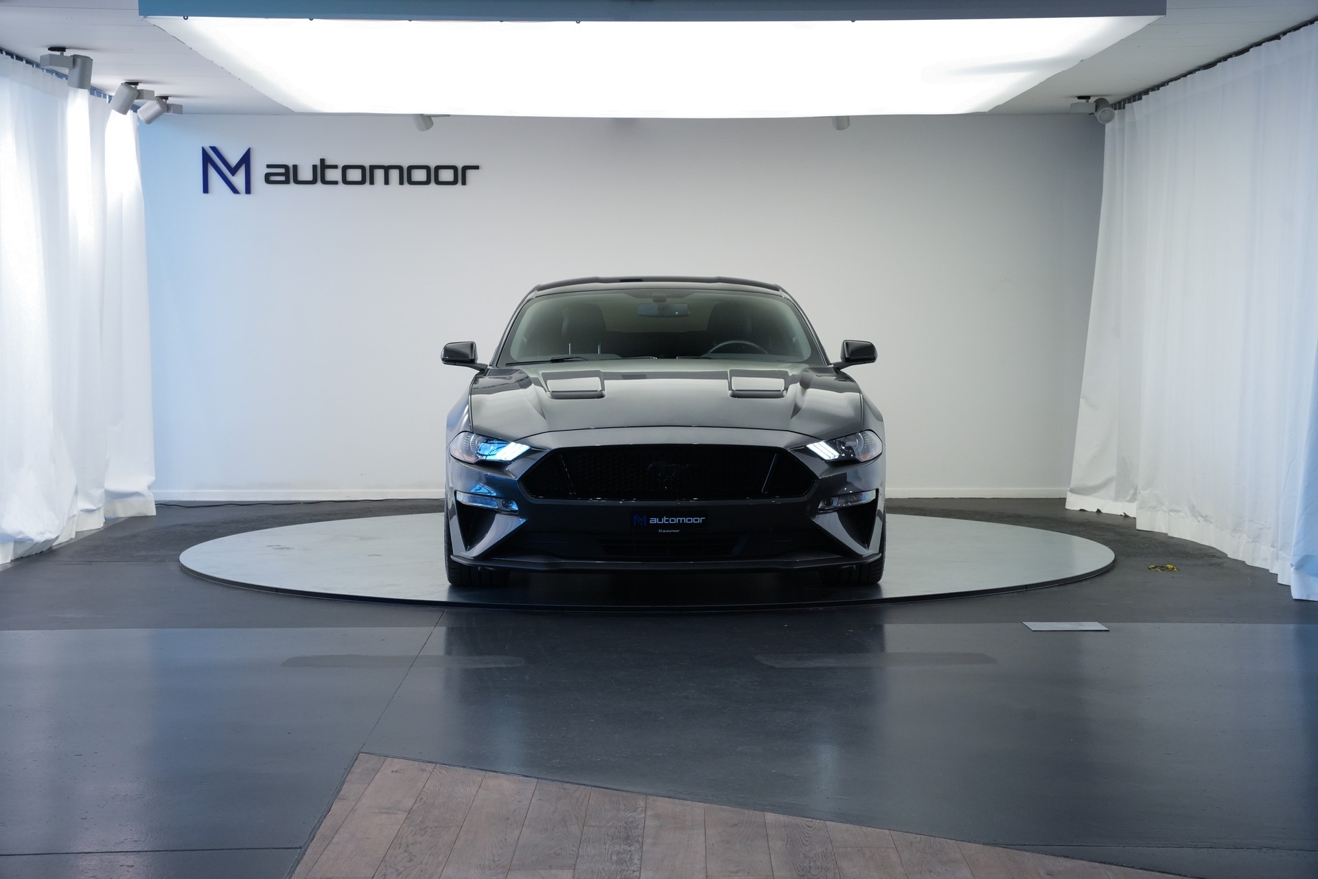 FORD Mustang Fastback 5.0 V8 GT Automat-showroom-element-1