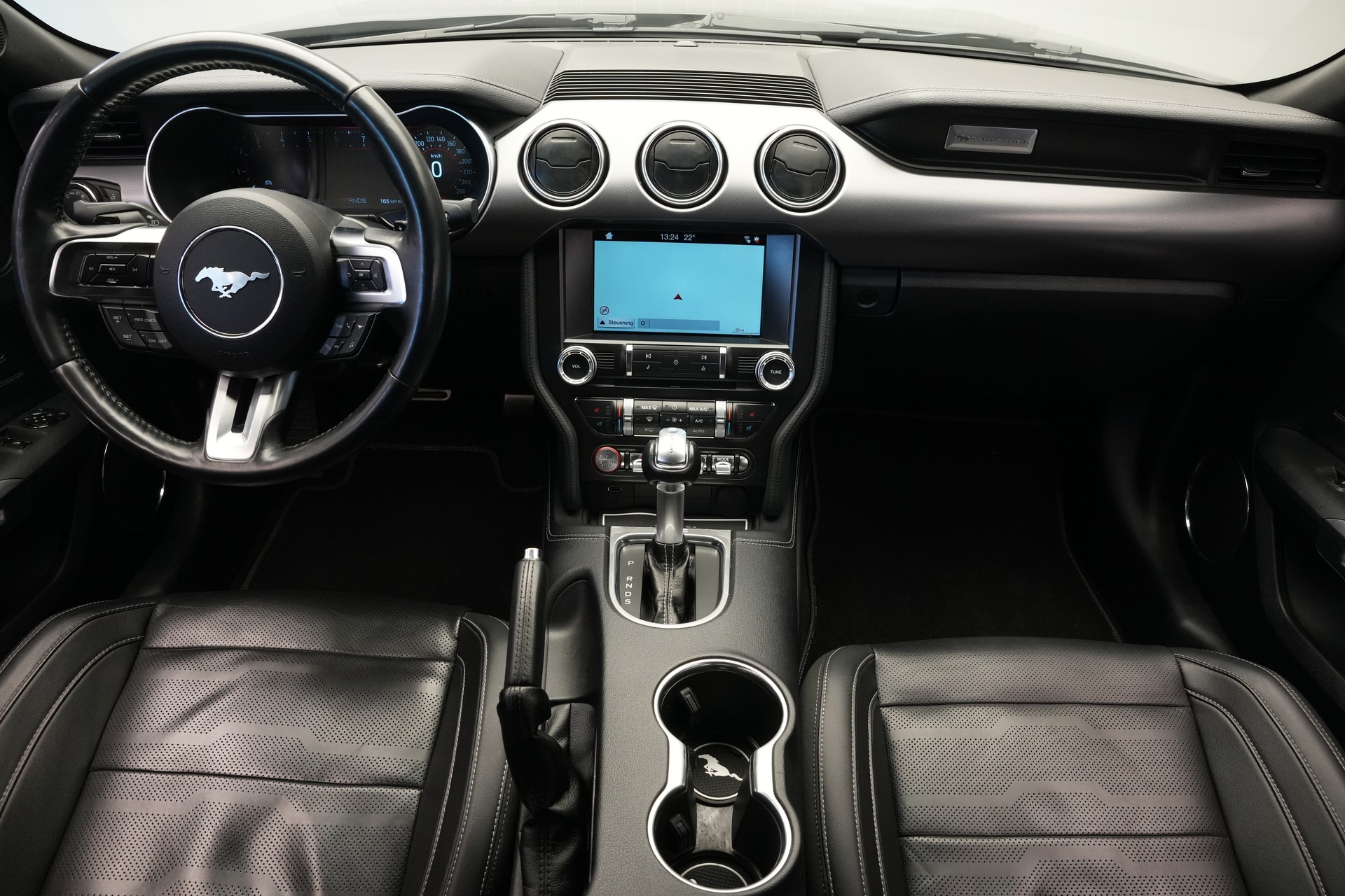 FORD Mustang Fastback 5.0 V8 GT Automat-image-11