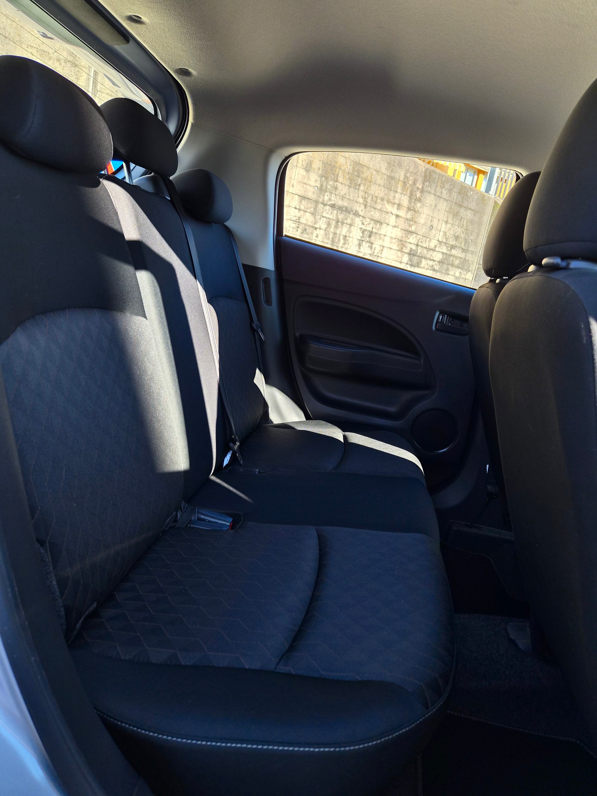 MITSUBISHI Space Star 1.2 CVT Intense+-image-5