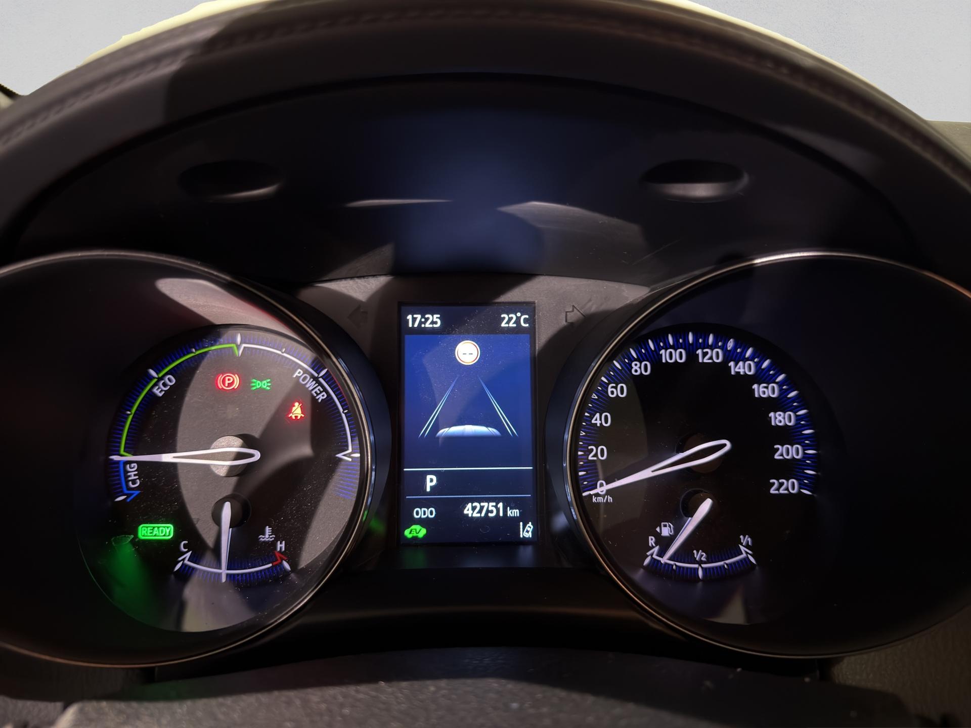 TOYOTA C-HR 1.8 HSD CVT Comfort-image-10
