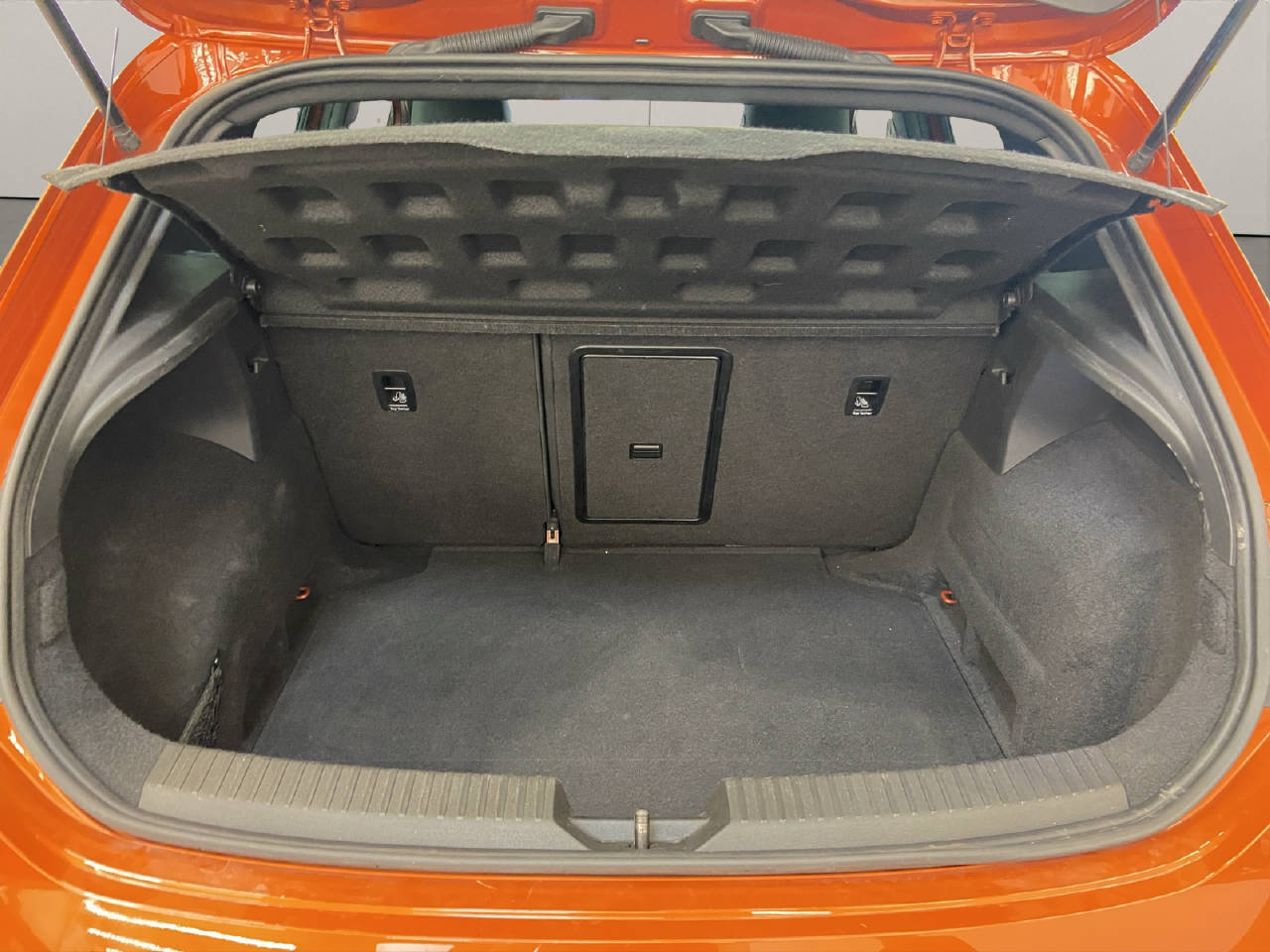 SEAT Leon 2.0 TSI FR DSG-image-13