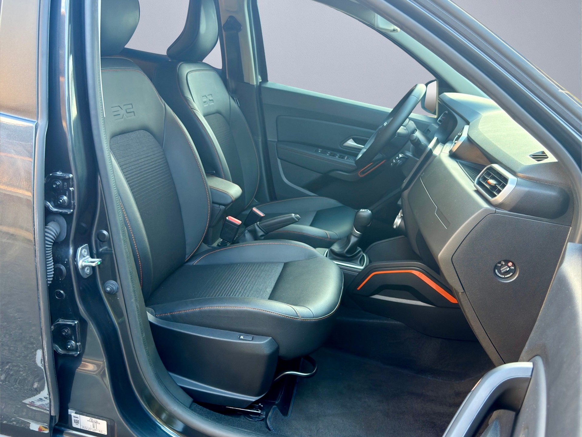 DACIA Duster TCe 150 SWISS EDITION Automatik-image-9