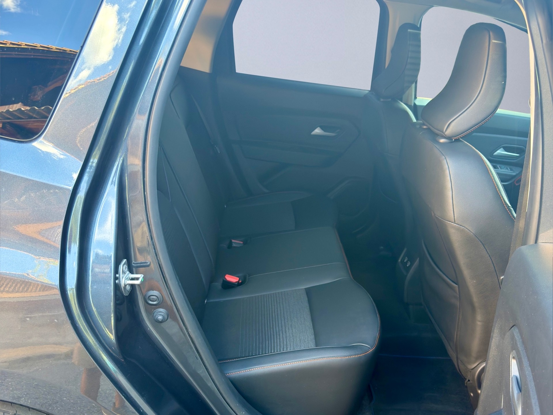 DACIA Duster TCe 150 SWISS EDITION Automatik-image-10