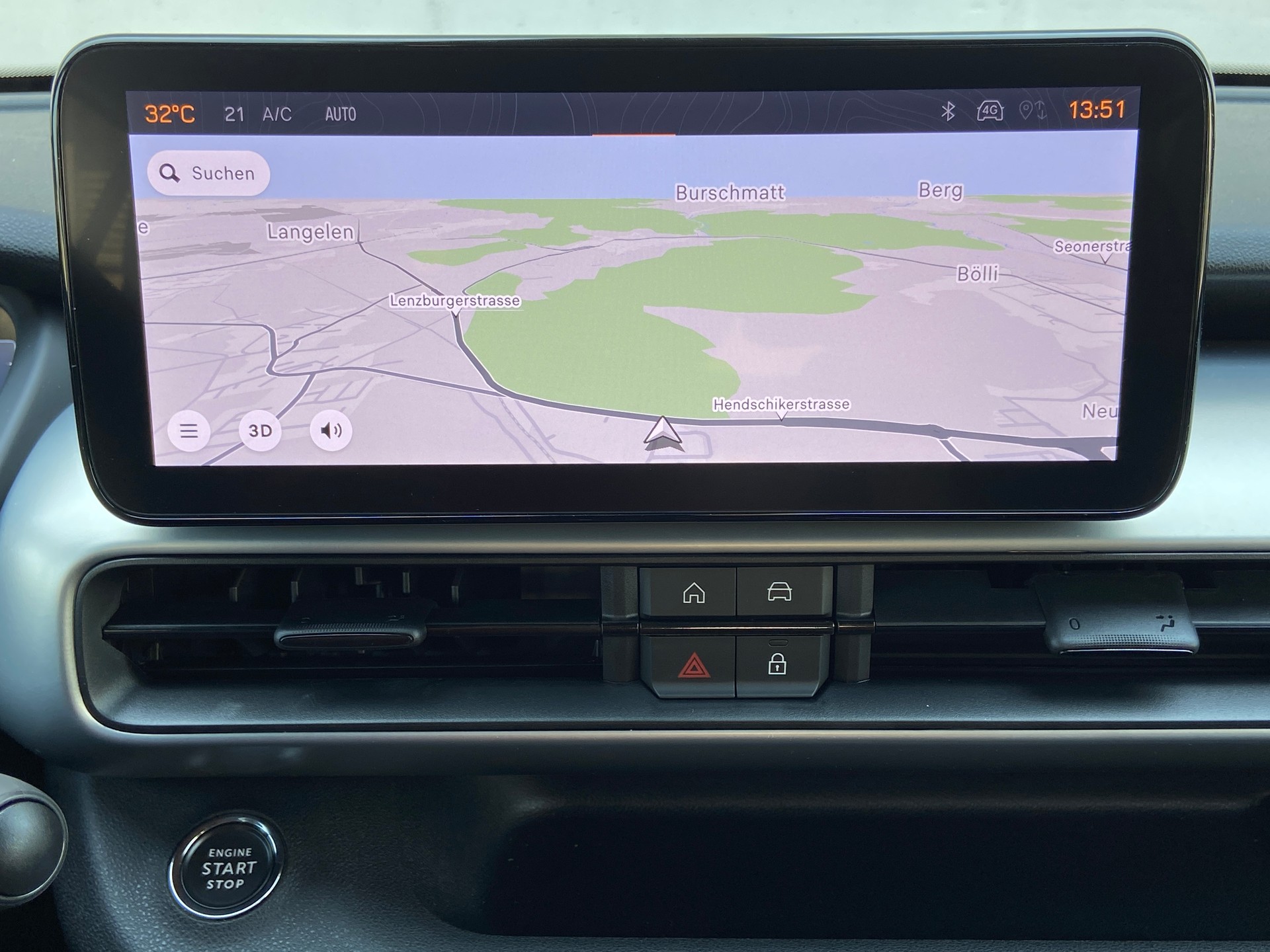 JEEP Avenger 1.2 Turbo MHEV Upland Plus 4xe-image-9