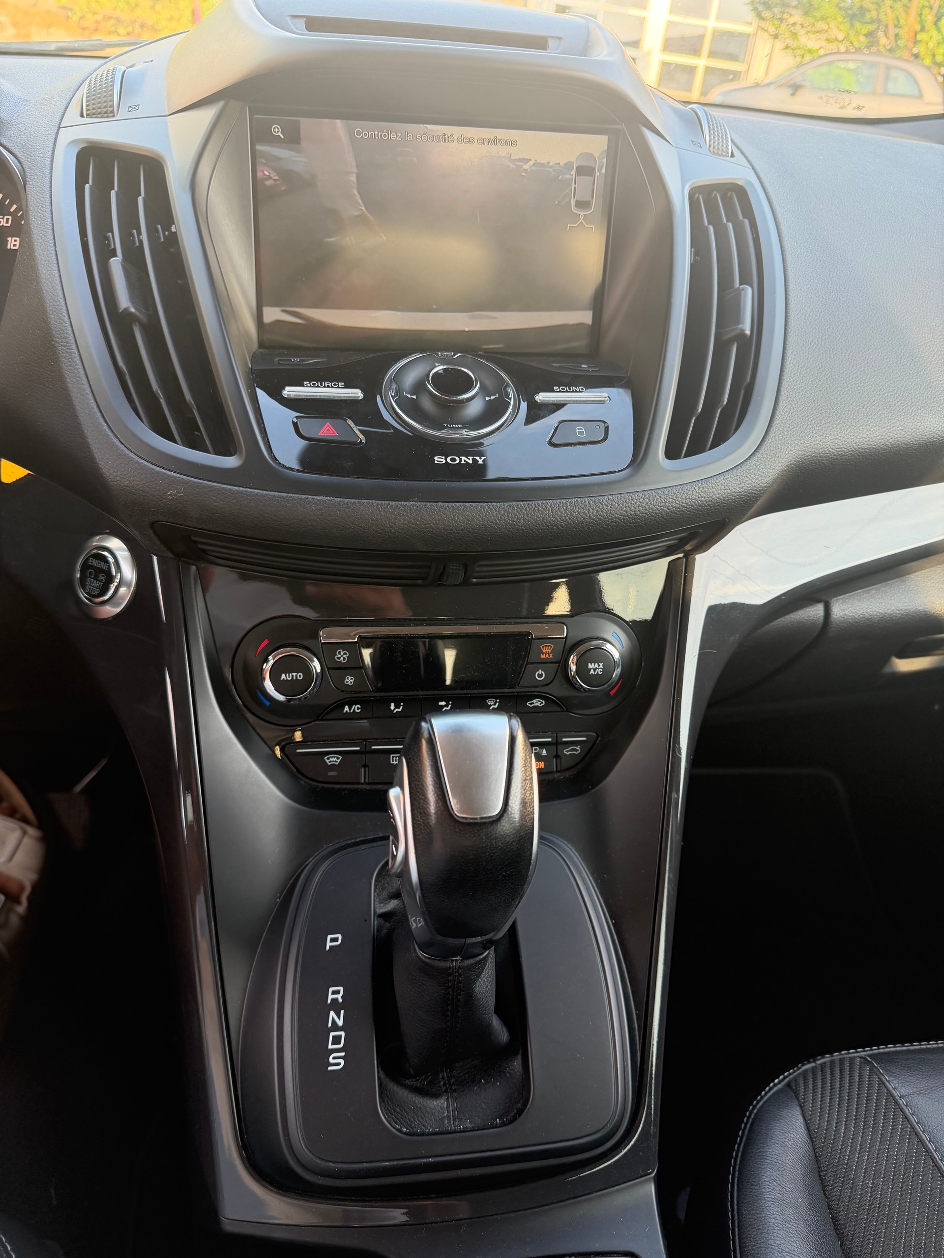 FORD Kuga 2.0 TDCi Titanium 4WD PowerShift-image-11