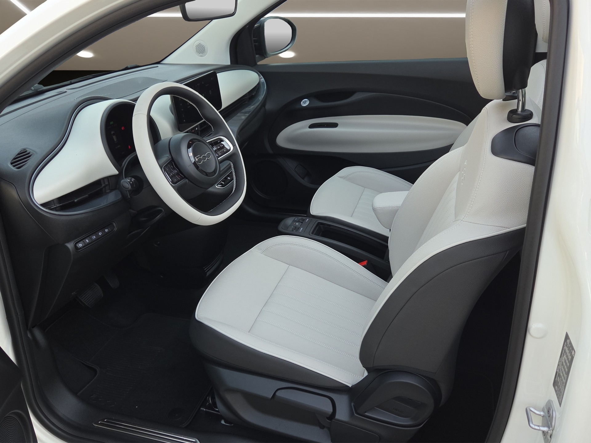 FIAT 500 Cabrio La Prima-image-7