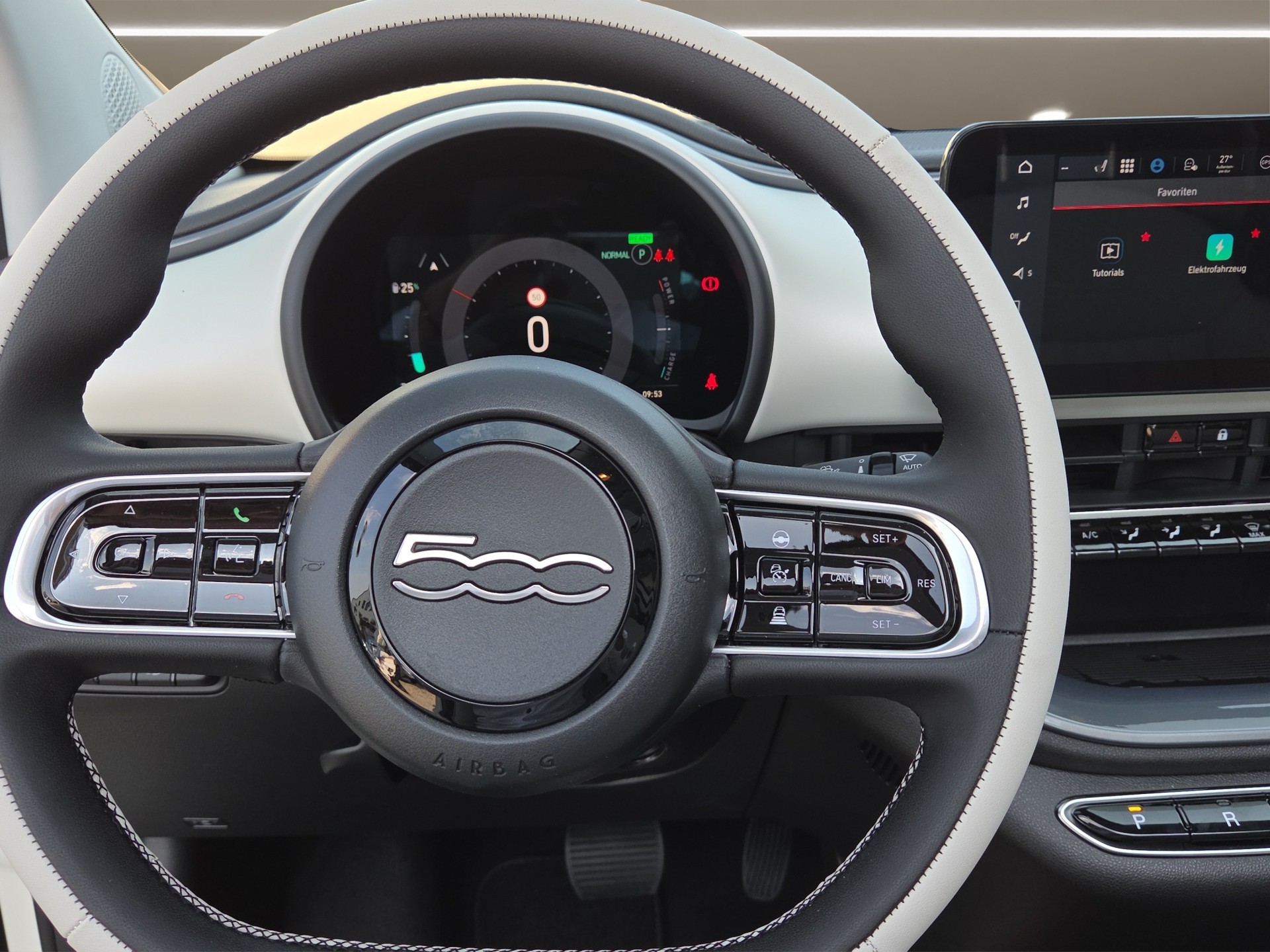 FIAT 500 Cabrio La Prima-image-8