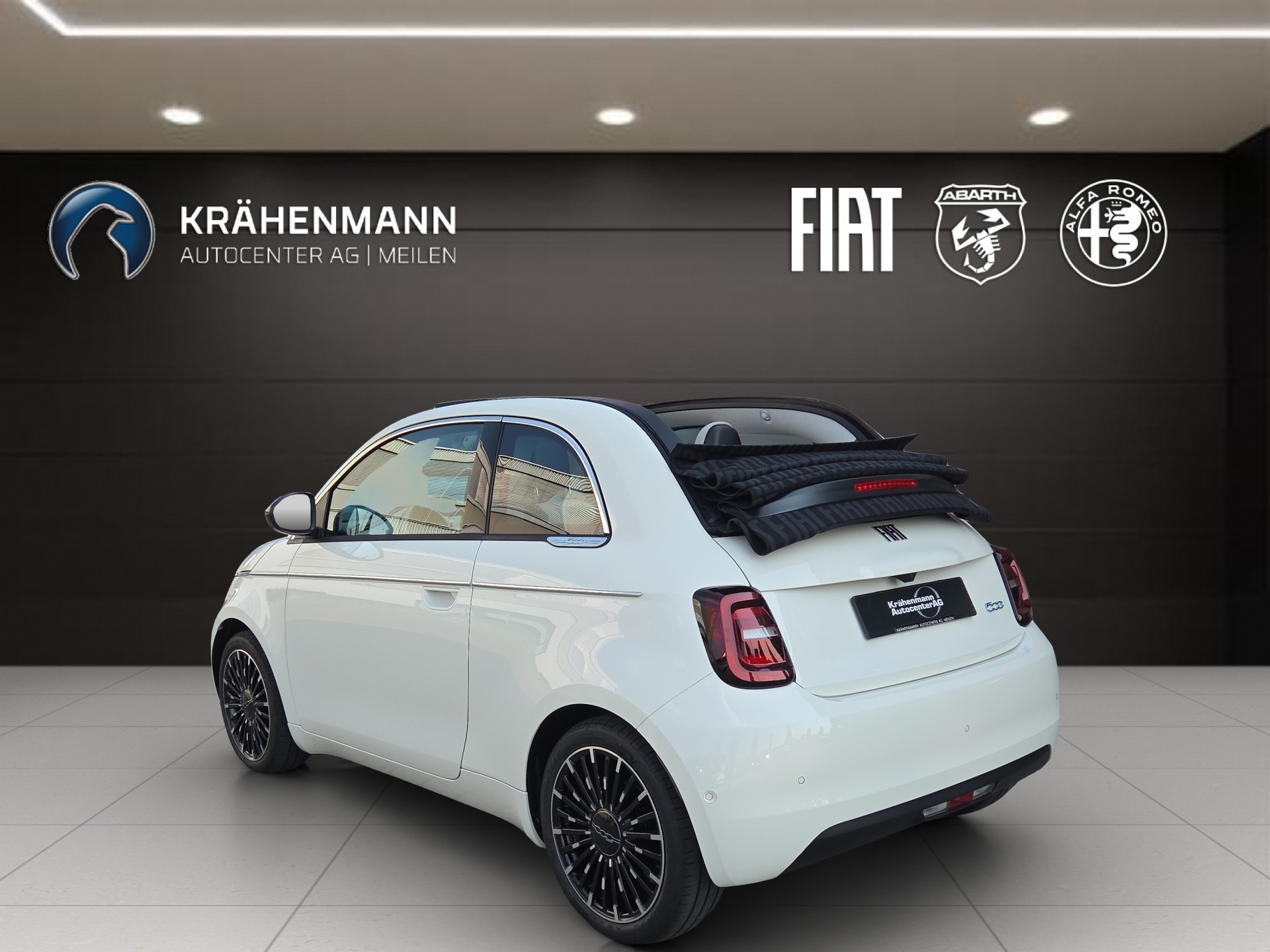 FIAT 500 Cabrio La Prima-showroom-element-2