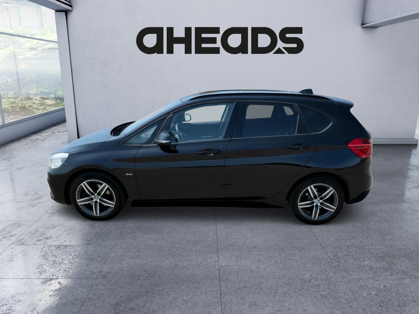 BMW 220d xDrive Active Tourer Sport Line Steptronic-image-1