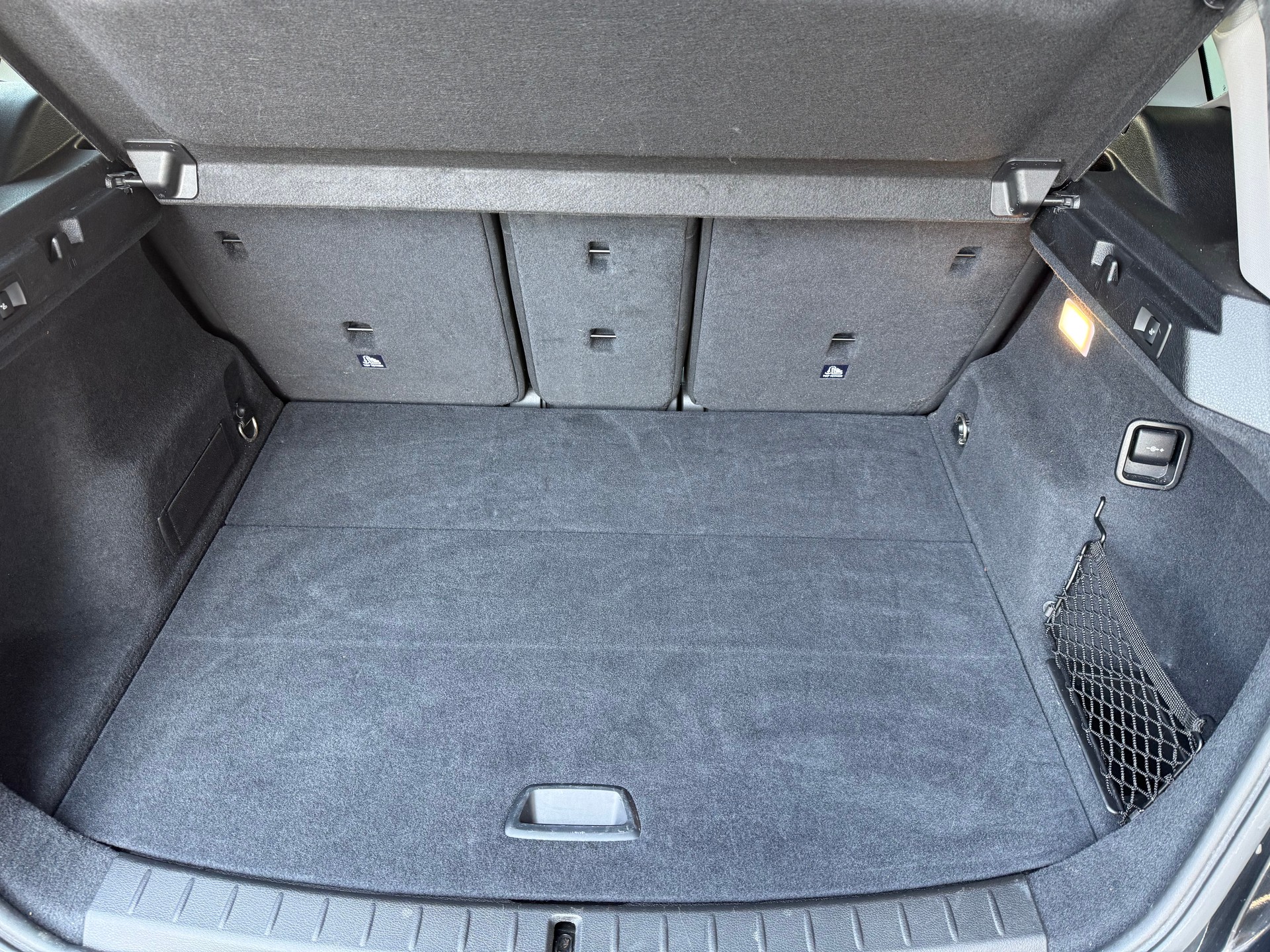 BMW 220d xDrive Active Tourer Sport Line Steptronic-image-15