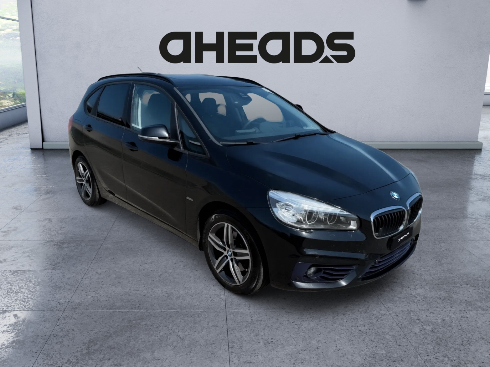 BMW 220d xDrive Active Tourer Sport Line Steptronic-image-2