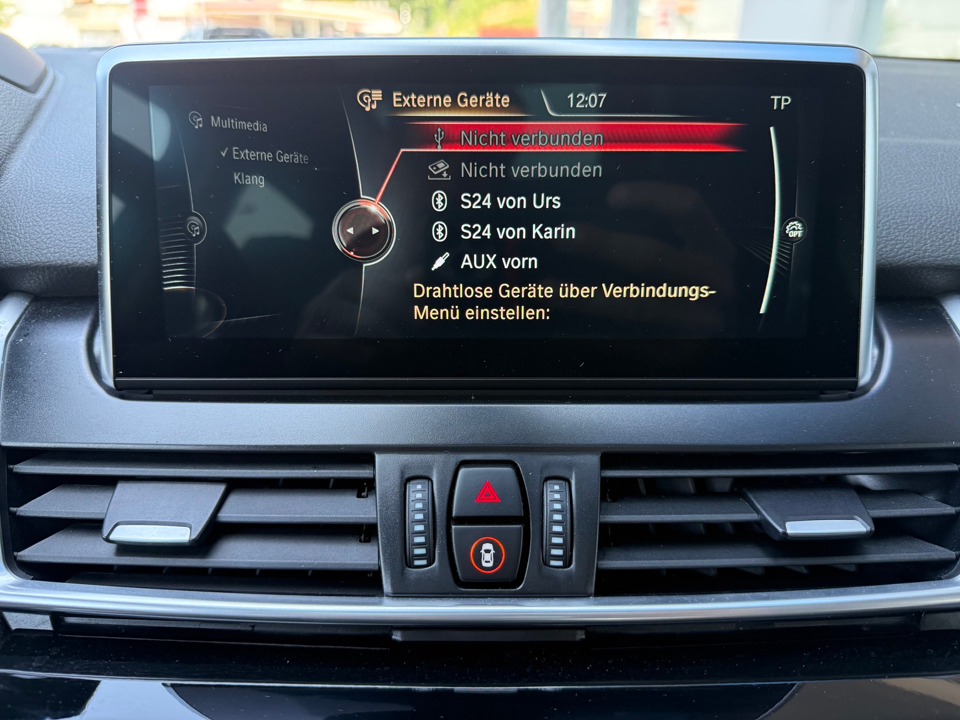 BMW 220d xDrive Active Tourer Sport Line Steptronic-image-21