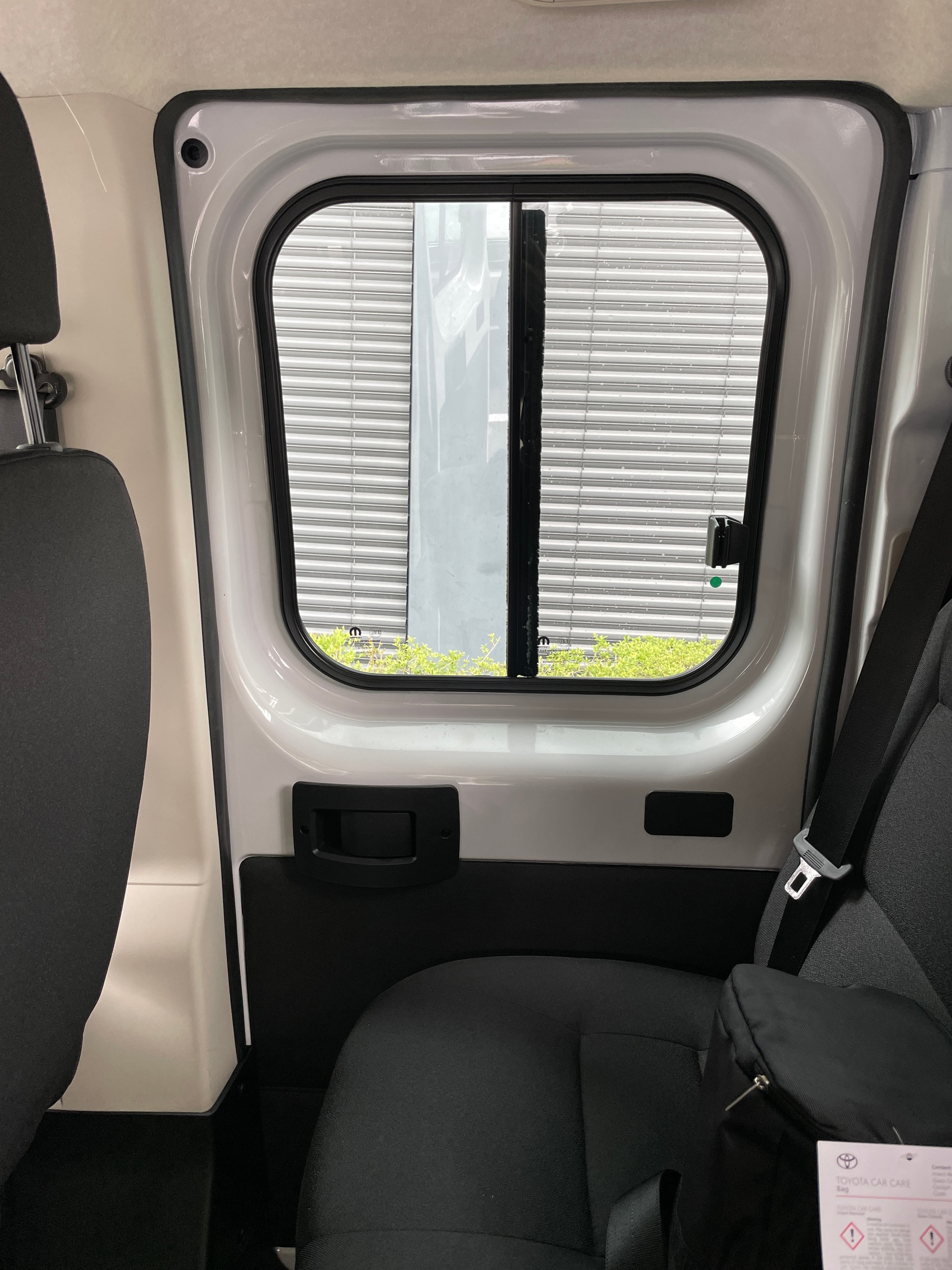 TOYOTA Proace MAX 2.2D DK Chassis HD Active 3,5t L3H1 Aut.-image-16