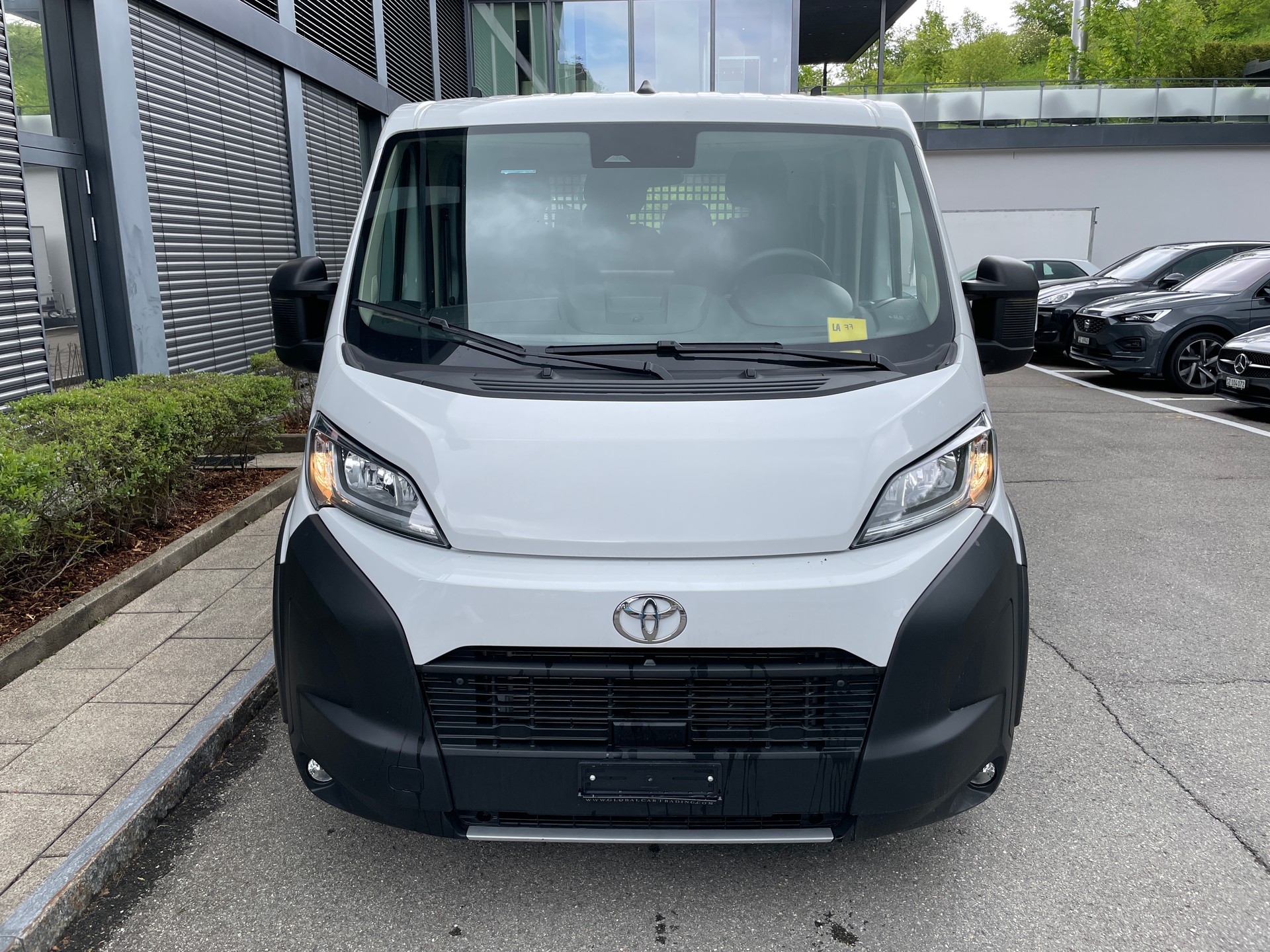 TOYOTA Proace MAX 2.2D DK Chassis HD Active 3,5t L3H1 Aut.-image-7