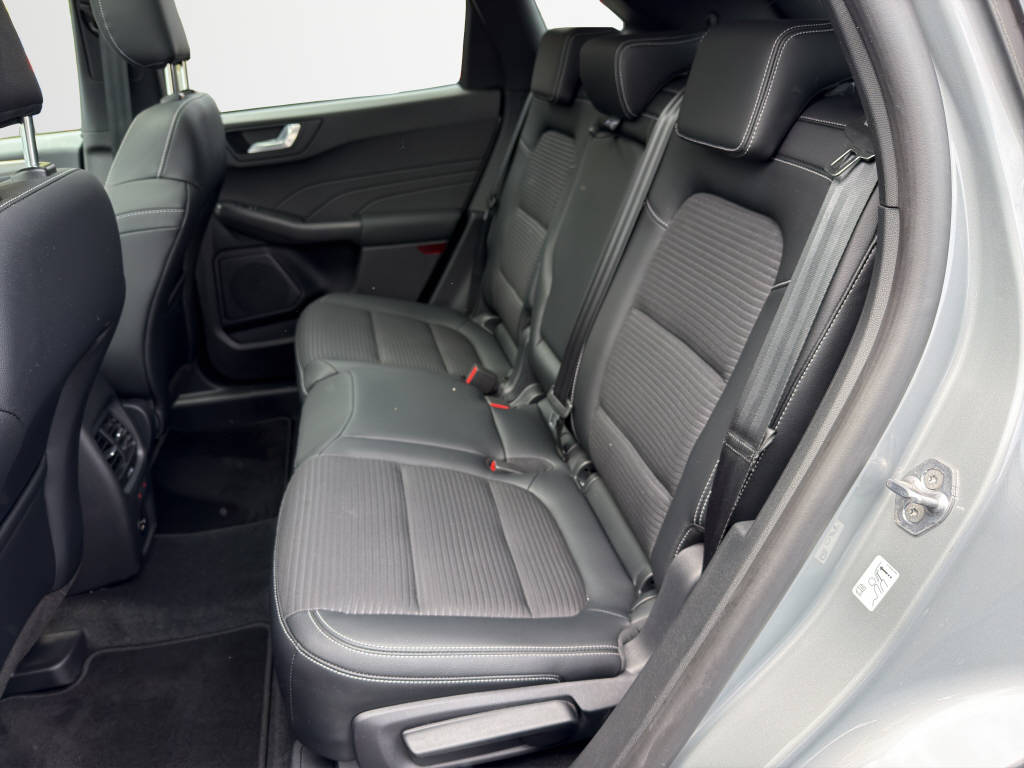 FORD Kuga 2.5 Hybrid Titanium X 4x4-image-13