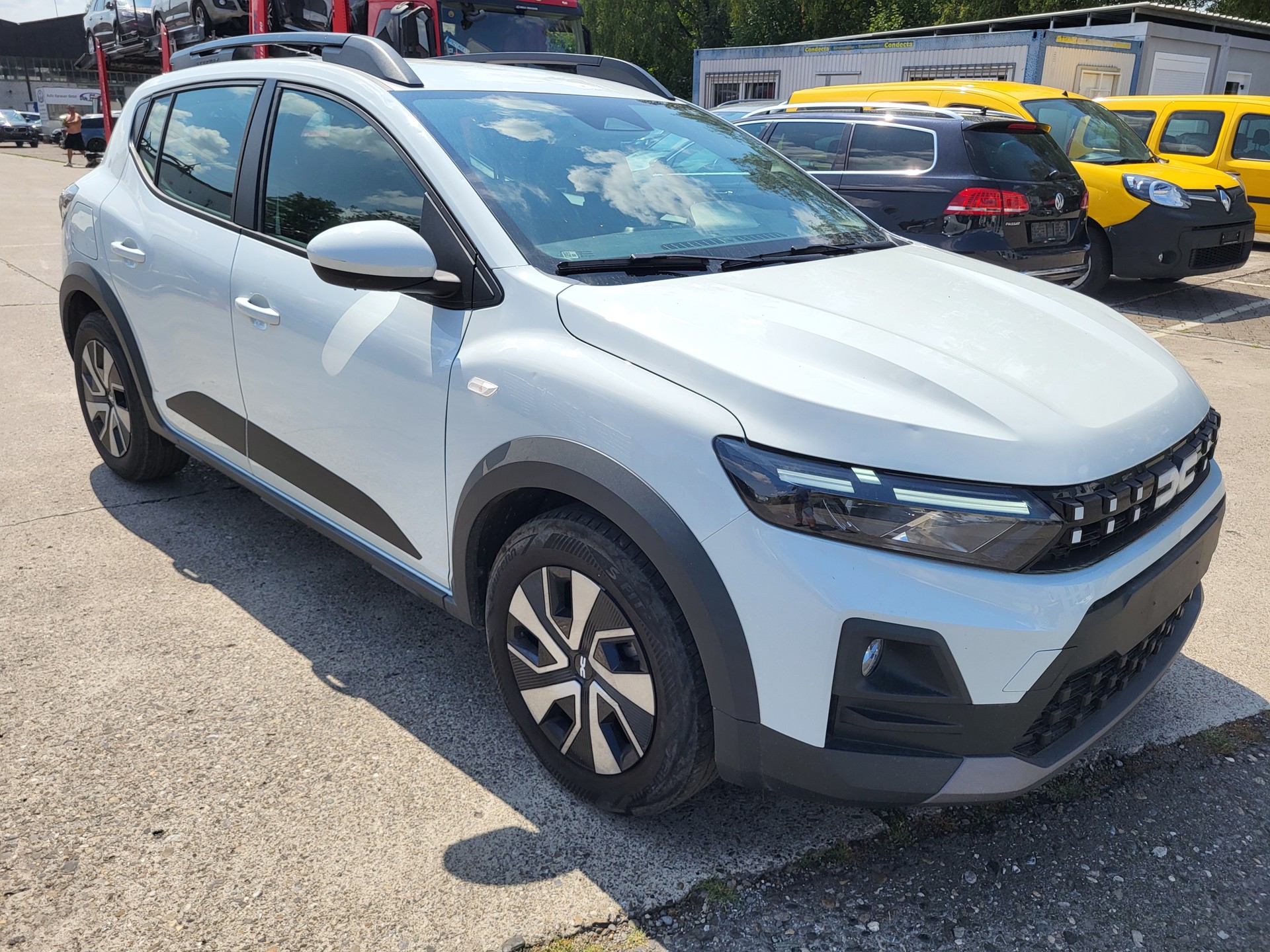 DACIA Sandero Stepway TCe 110 Extreme-image-4