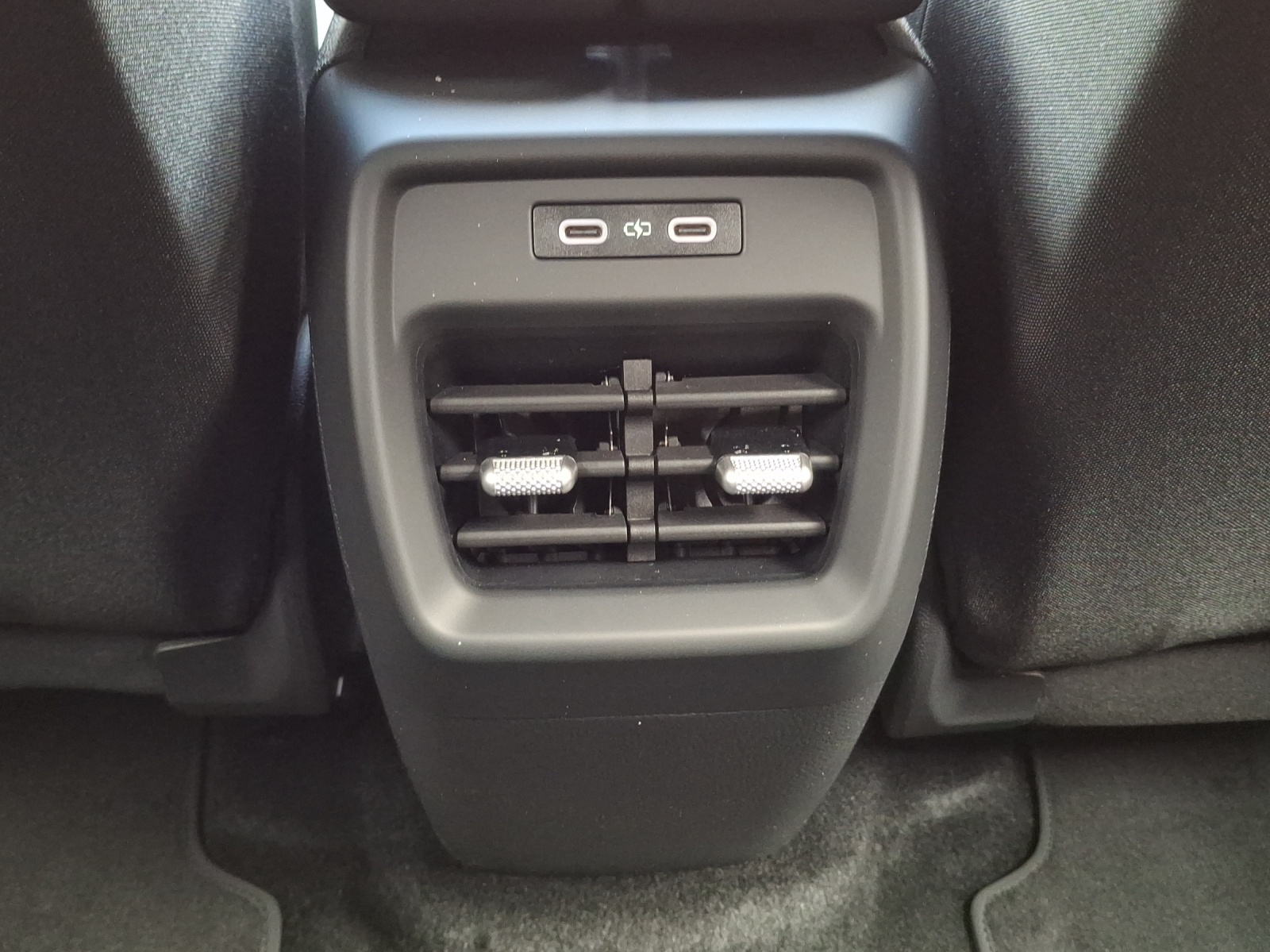 VW ID.3 Neo 58 kWh 190 PS Life-image-10