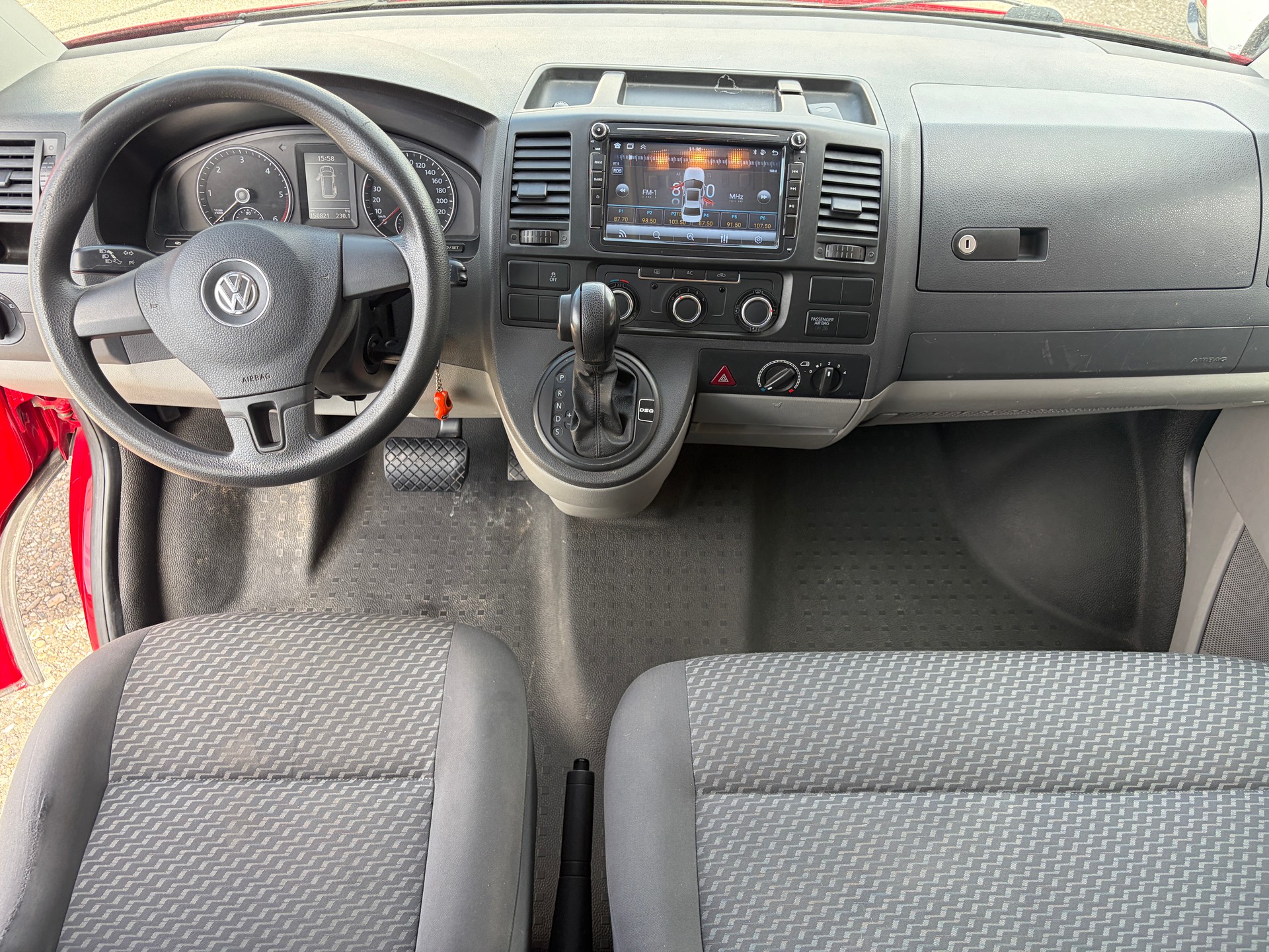 VW T5 2.0 Bi-TDI BMT 4Motion DSG-image-9