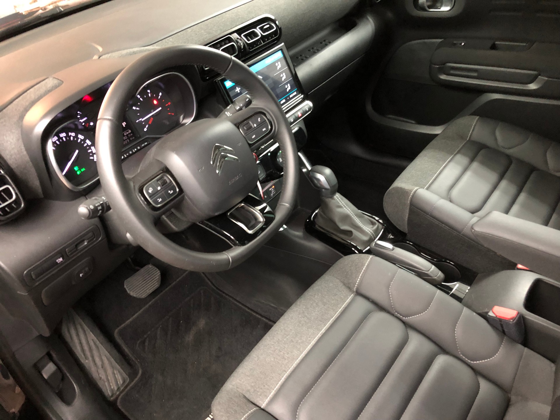 CITROEN C3 Aircross 1.2i PureTech Swiss Edition EAT6-image-8