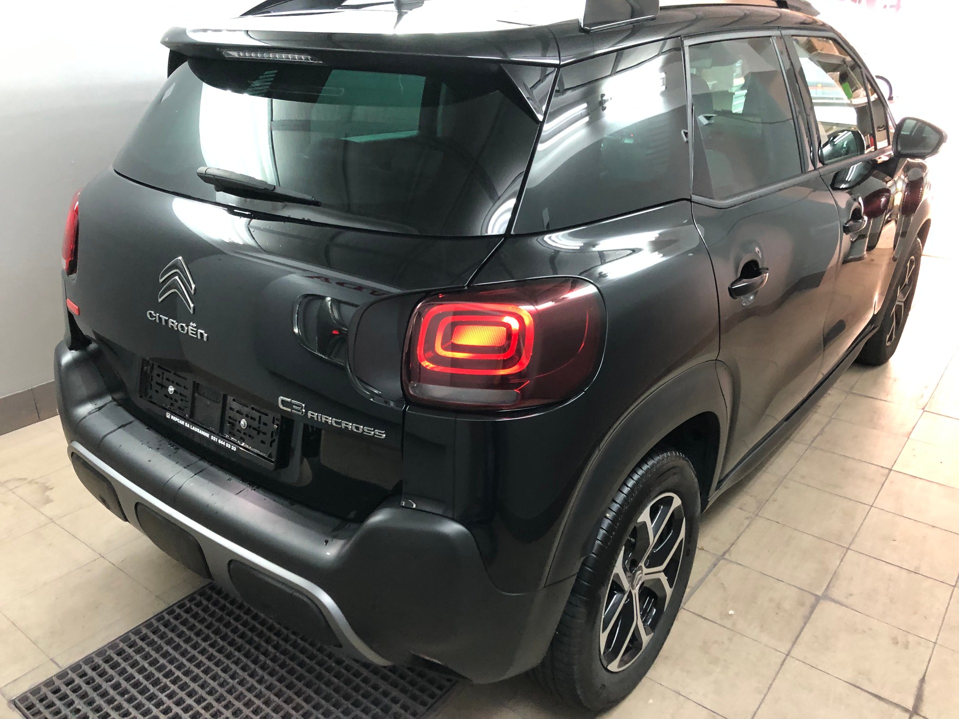 CITROEN C3 Aircross 1.2i PureTech Swiss Edition EAT6-image-5