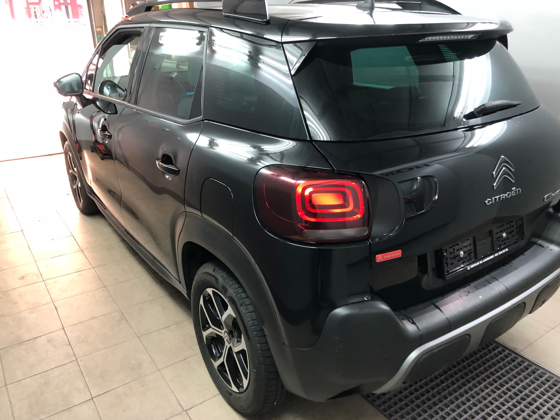CITROEN C3 Aircross 1.2i PureTech Swiss Edition EAT6-image-4