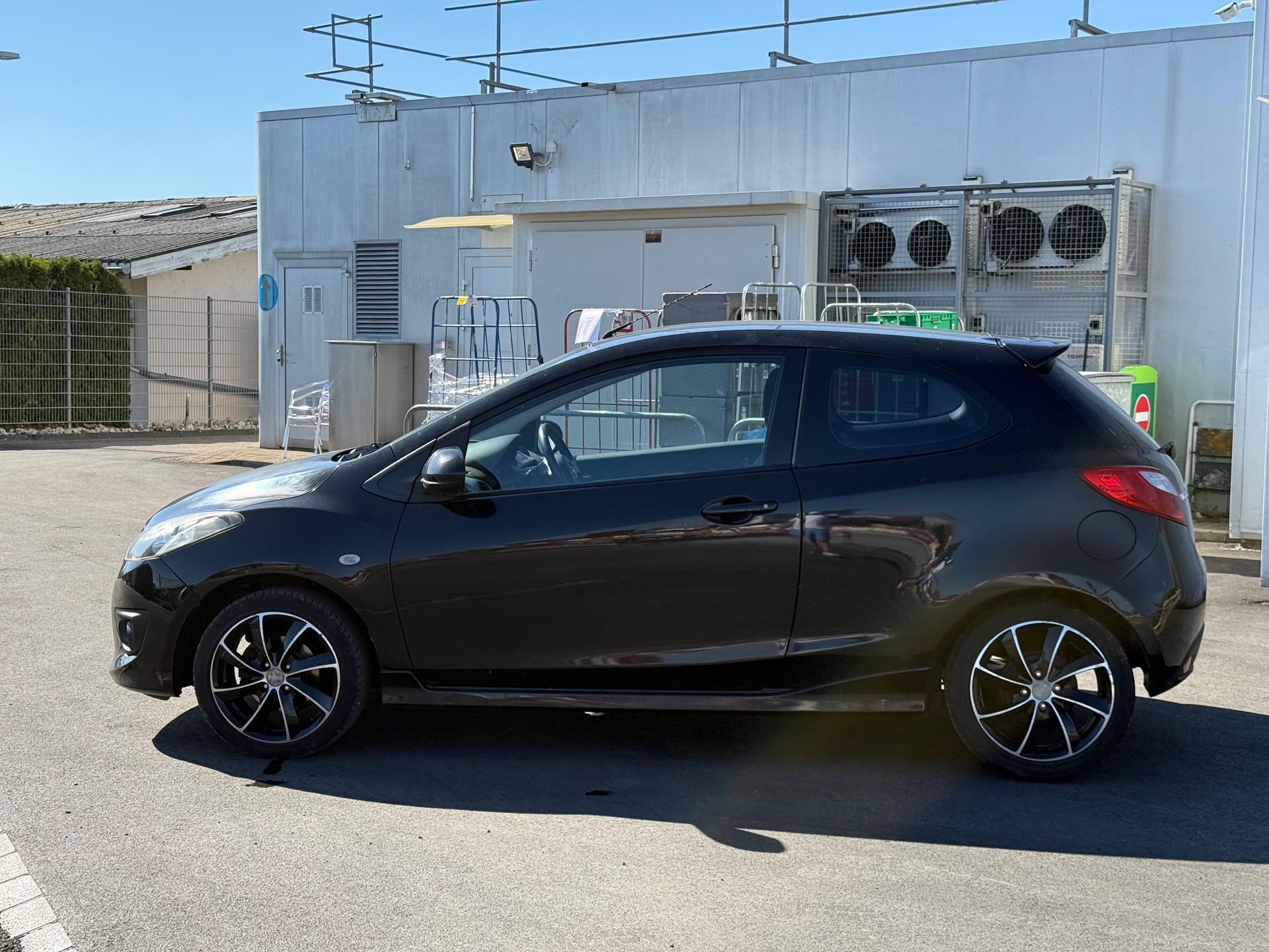 MAZDA 2 1.5i 16V Sport-image-2