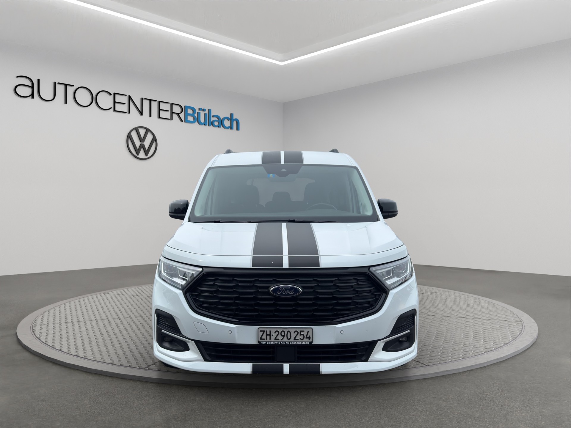 FORD Tourneo Connect 2.0 EcoBlue AWD Trend-image-1