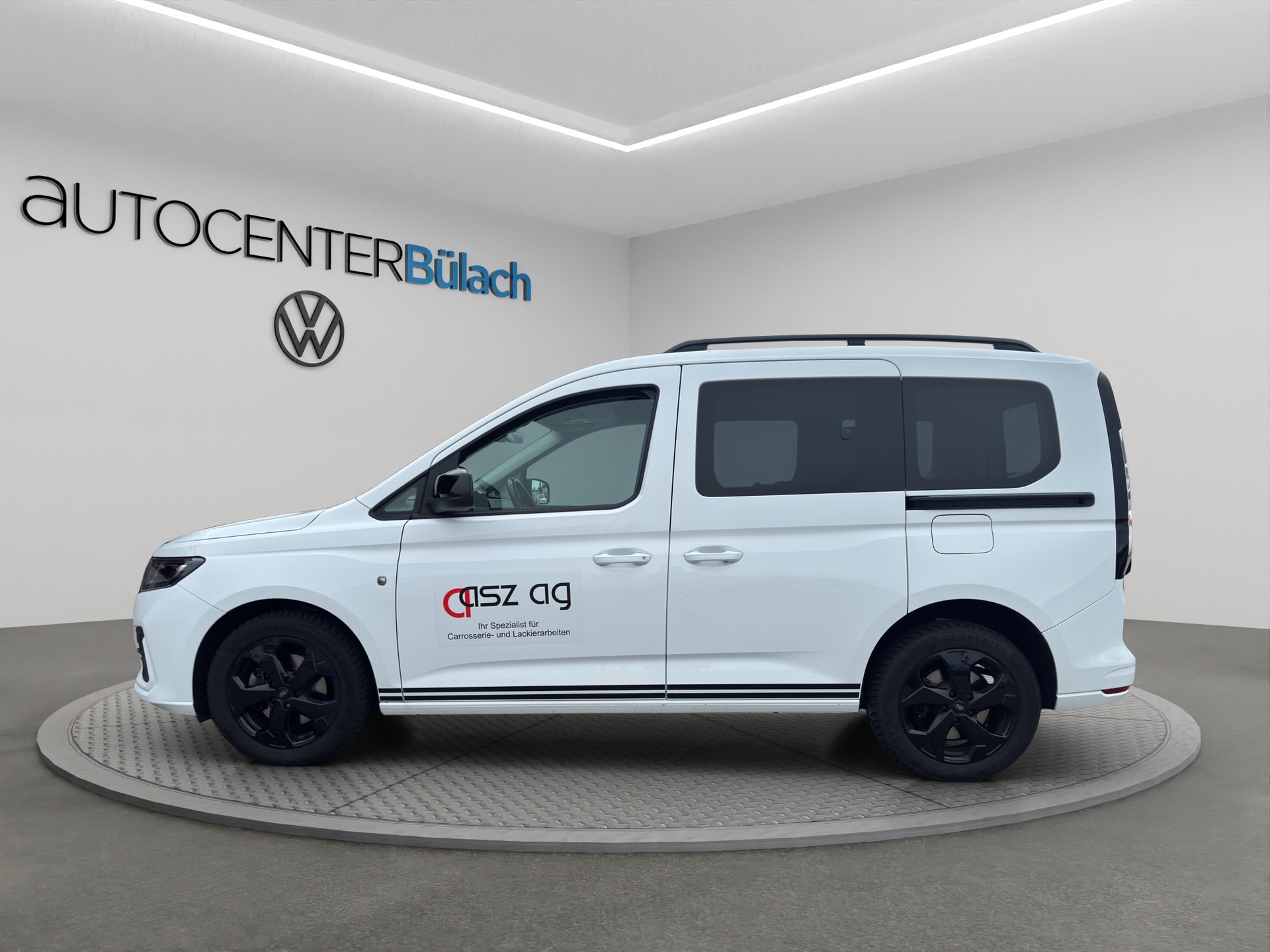 FORD Tourneo Connect 2.0 EcoBlue AWD Trend-image-7