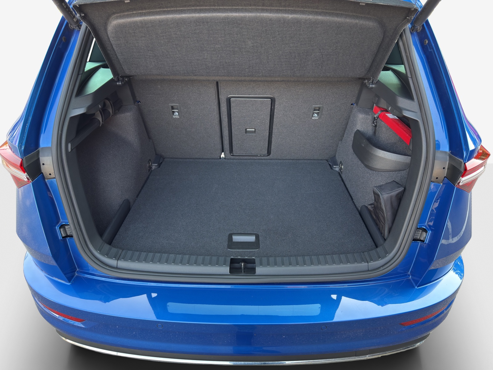 SKODA Karoq 2.0 TSI SportLine 4x4 DSG-image-12