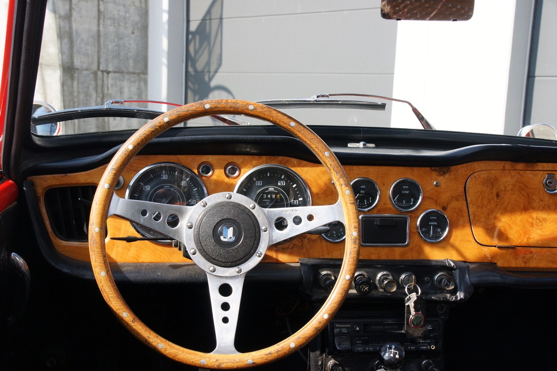 TRIUMPH TR4A IRS-image-4