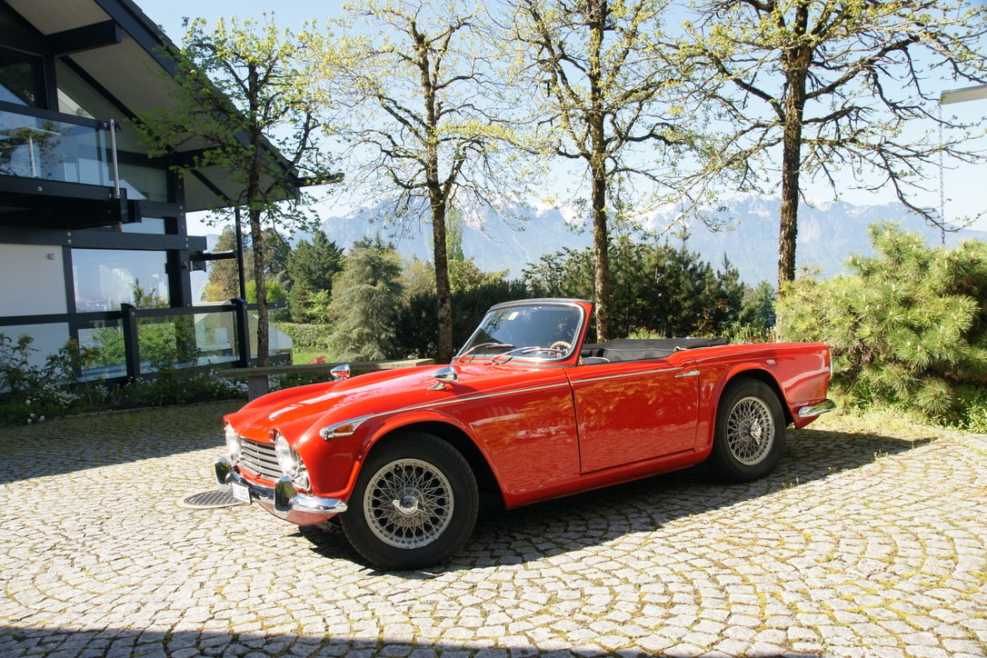 TRIUMPH TR4A IRS-image-2