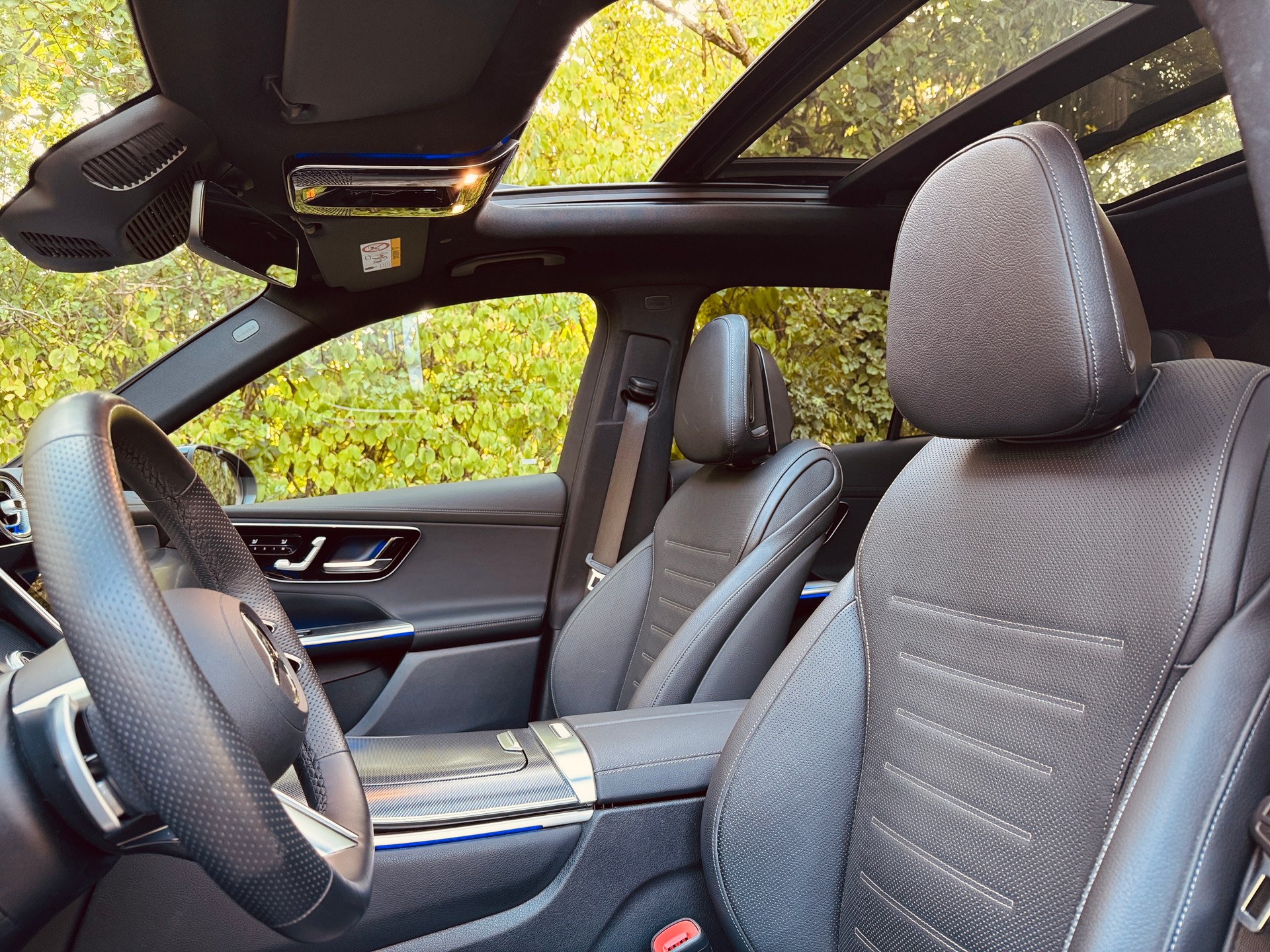 MERCEDES-BENZ GLC 300 e 4Matic EQ Star 9G-Tronic-image-2