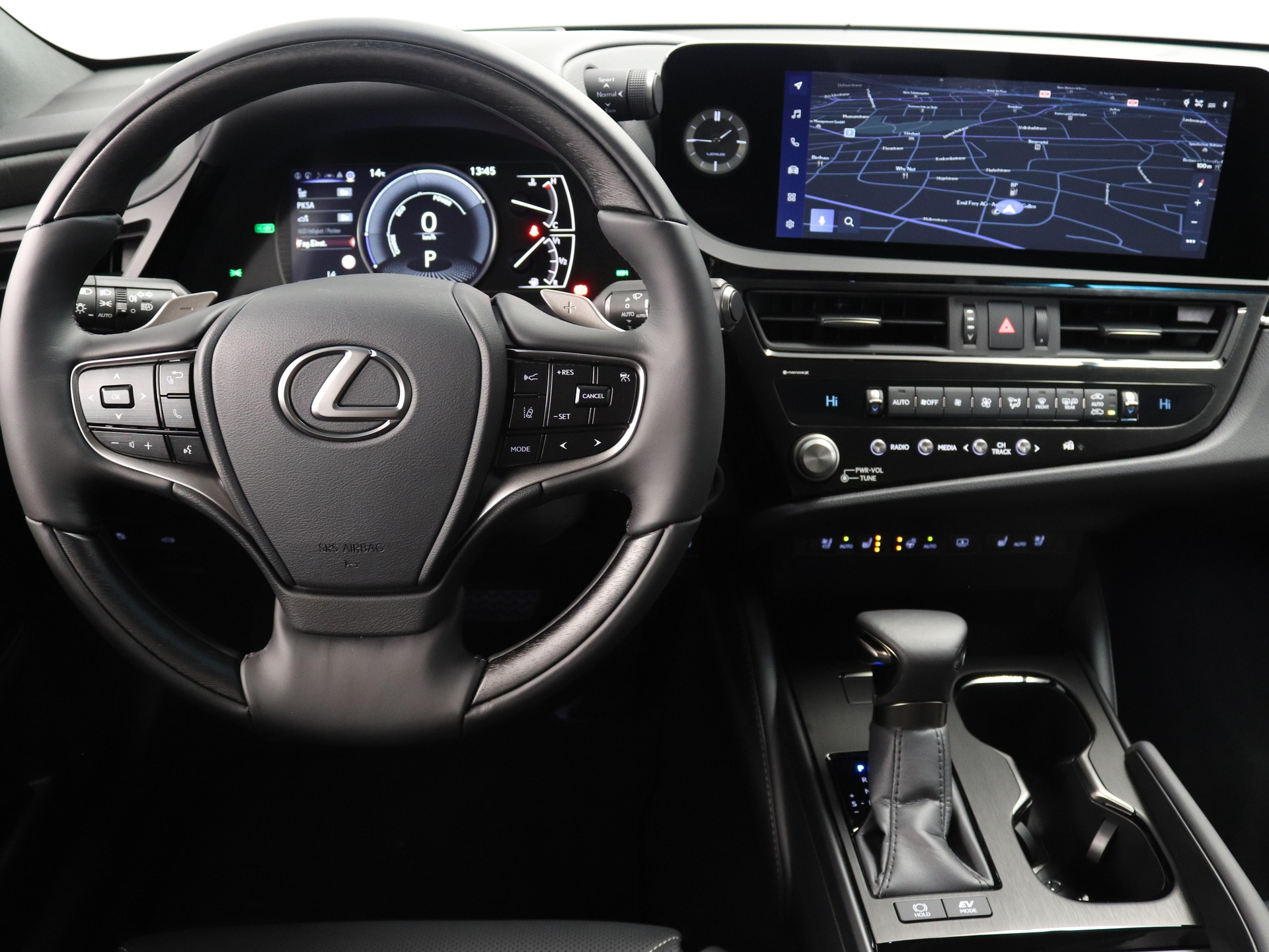 LEXUS ES 300h Excellence-image-10