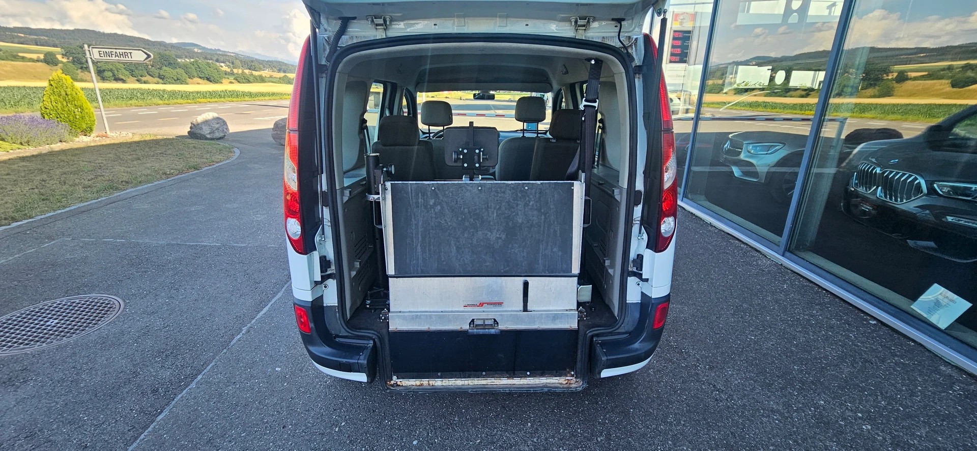RENAULT Kangoo 1.6 16V Authentique-image-12