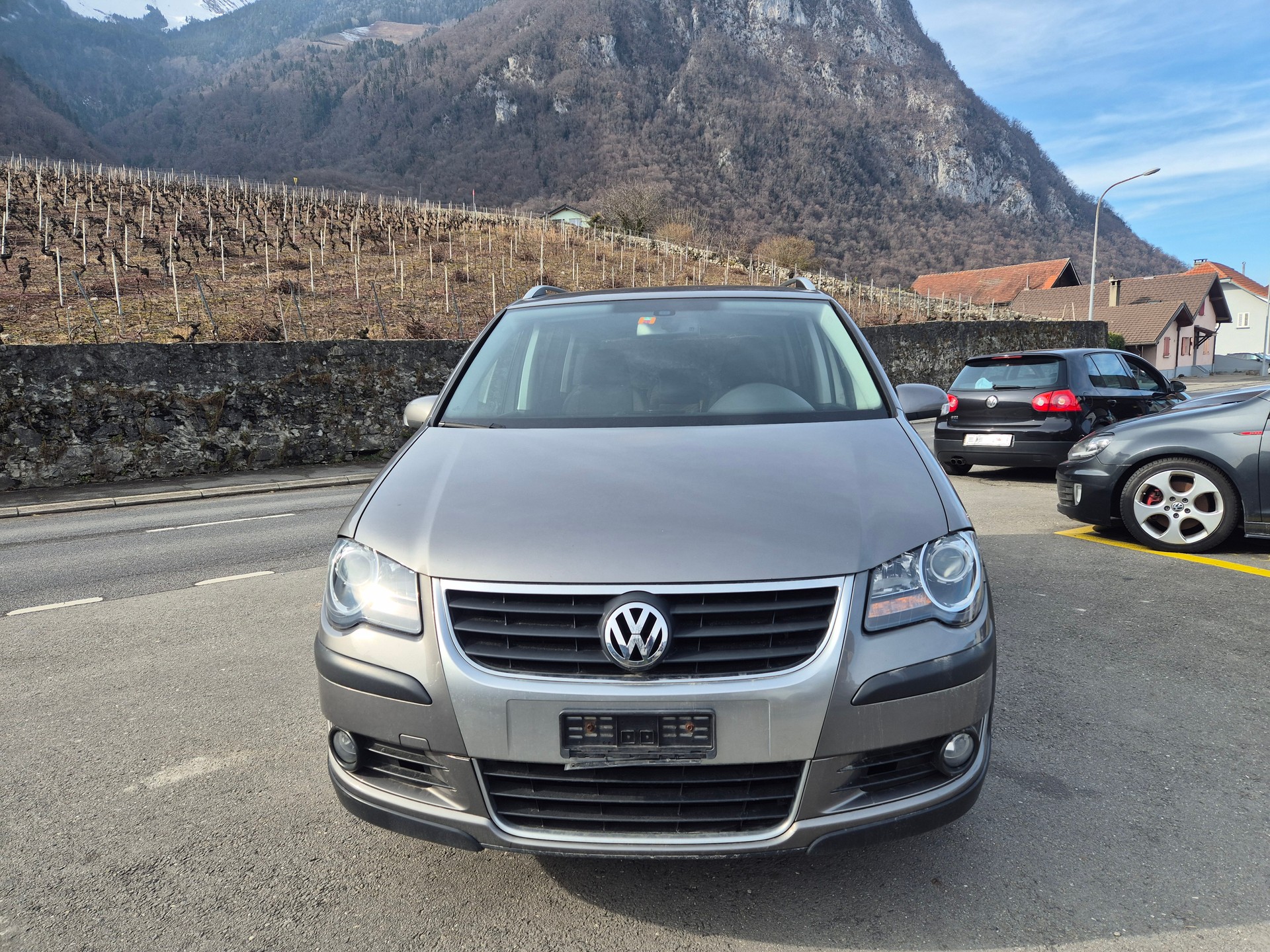 VW CrossTouran 1.4 TSI-image-0