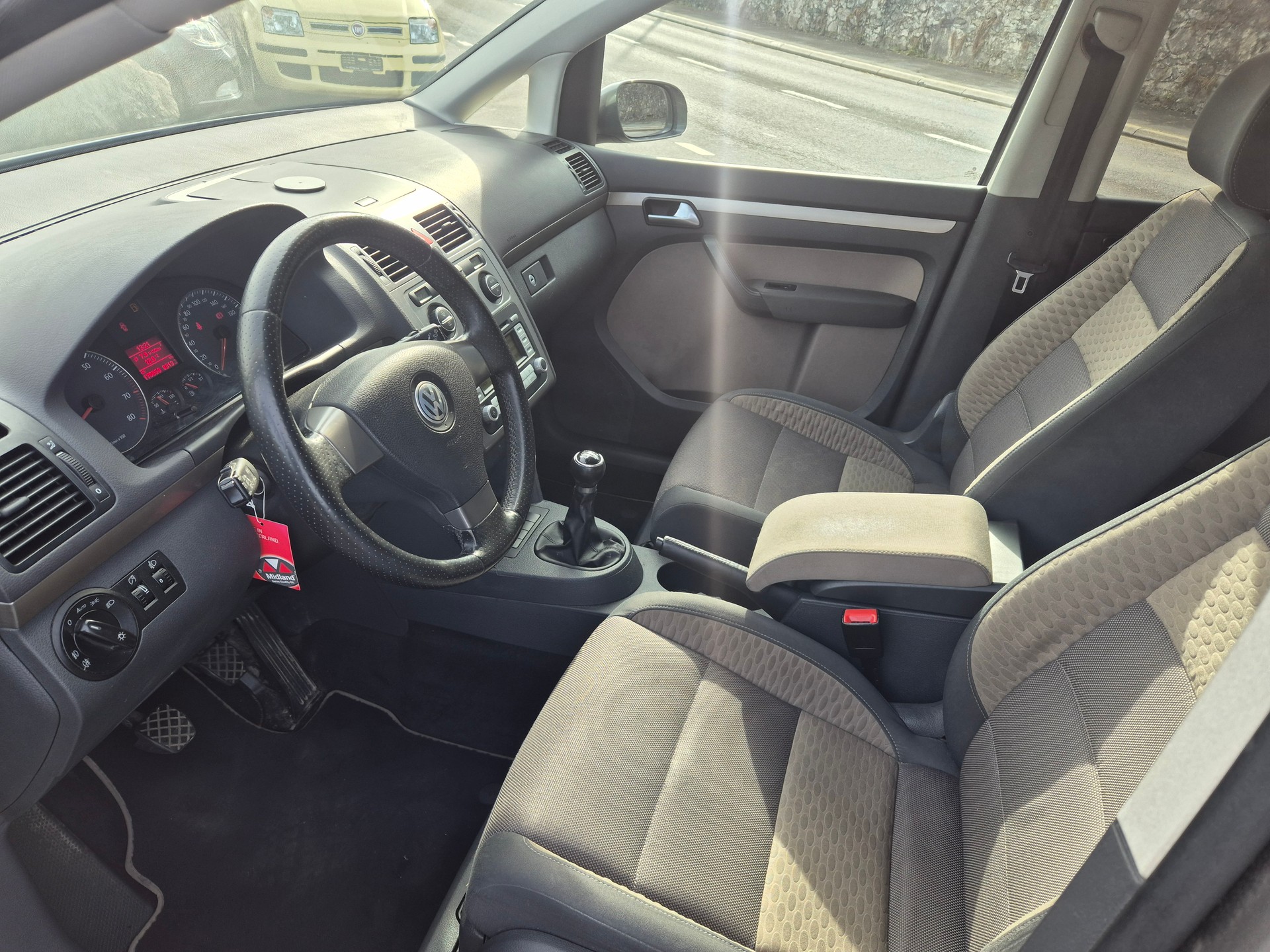 VW CrossTouran 1.4 TSI-image-7