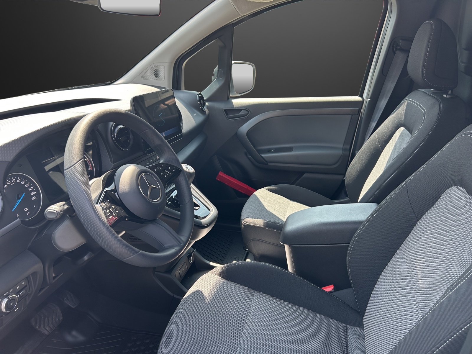 MERCEDES-BENZ eCitan 45kWh Base Lang-image-9