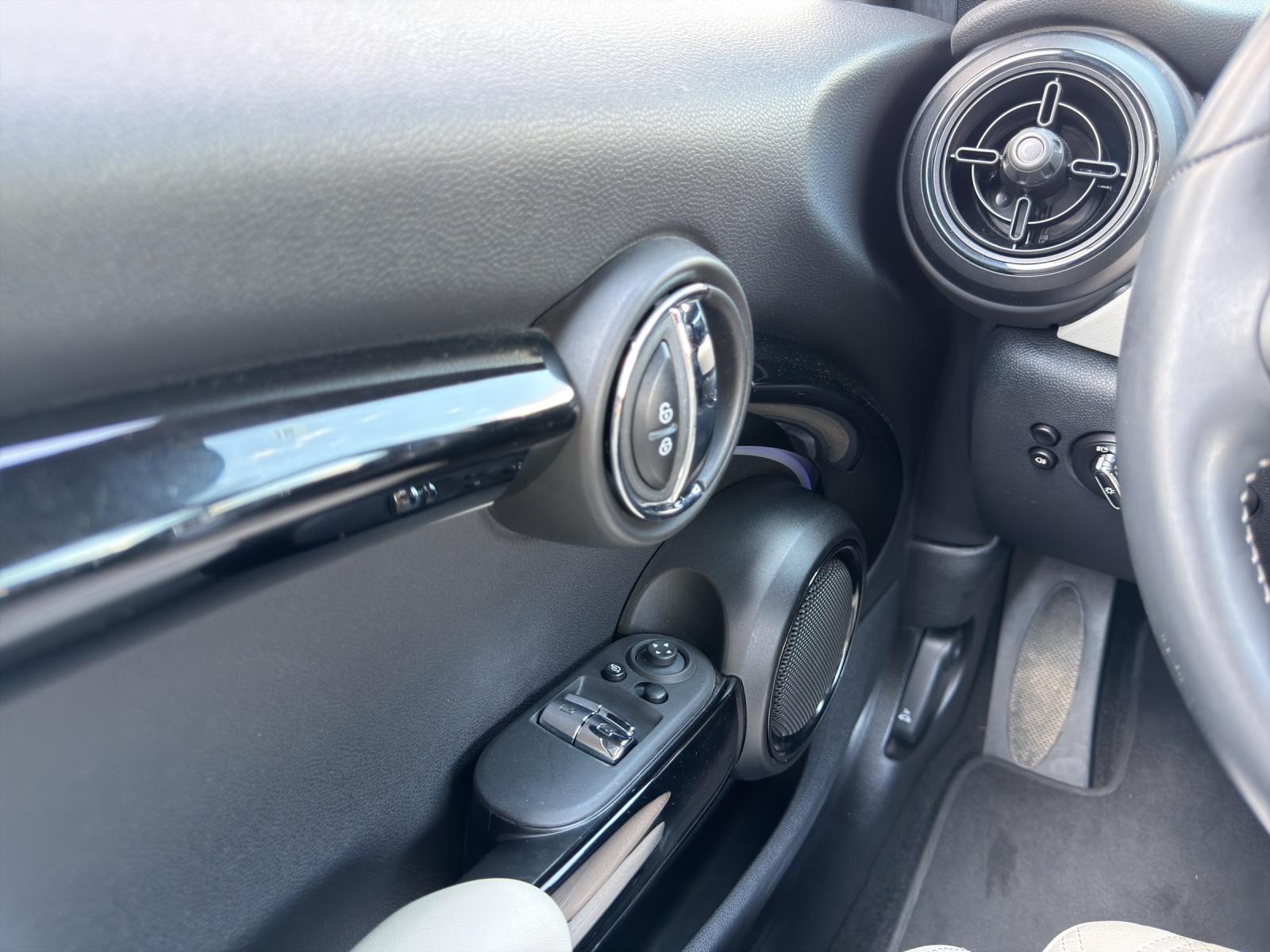MINI Cooper SE (CH) 🔋-image-16