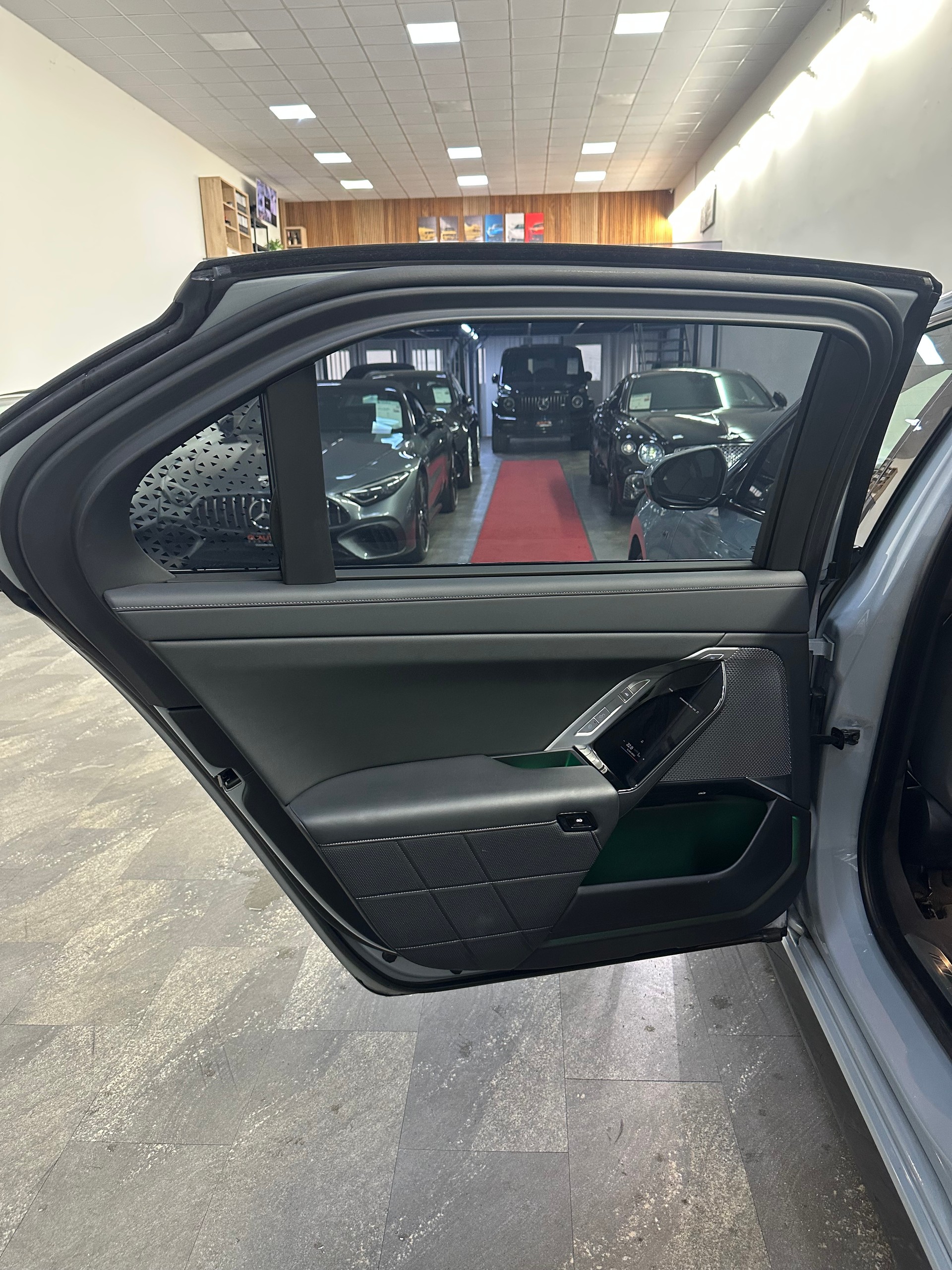BMW i7 xDrive 60 M Sport-image-24