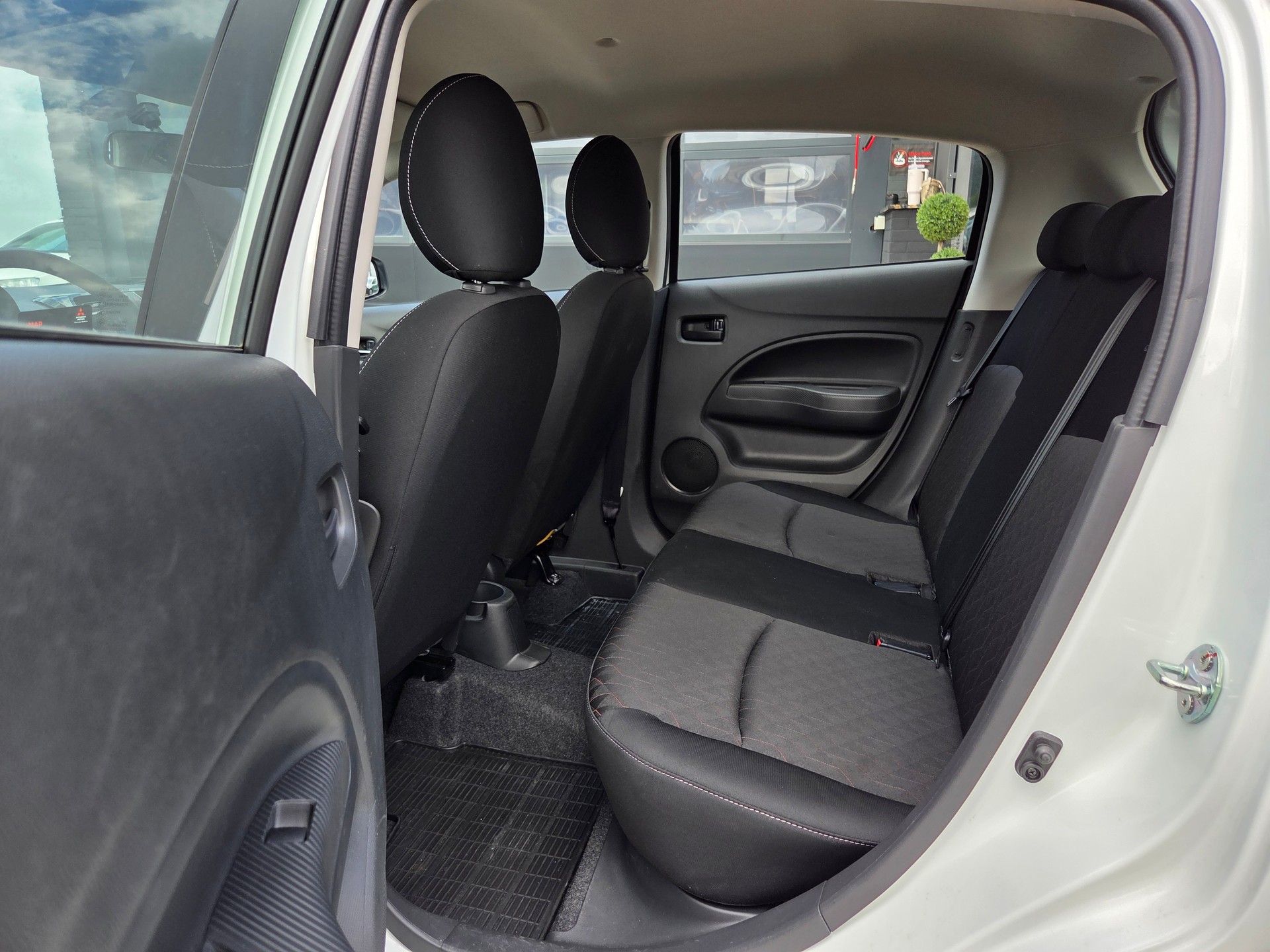 MITSUBISHI Space Star 1.2 CVT Value-image-13