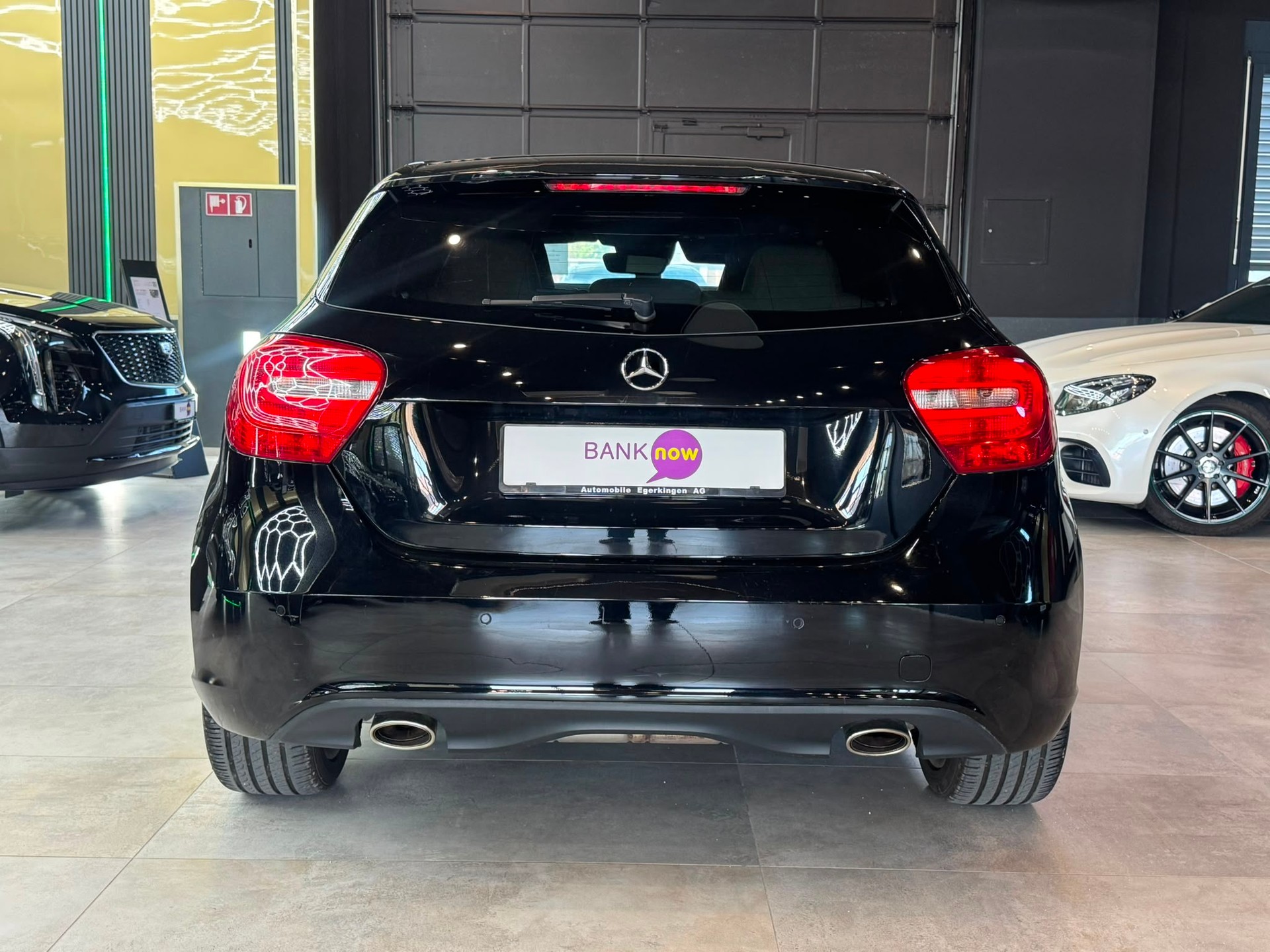 MERCEDES-BENZ A 180 Urban-image-5