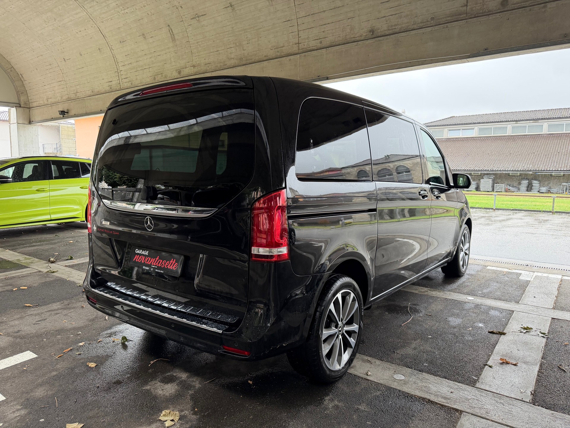 MERCEDES-BENZ V 250 d kompakt 4Matic 9G-Tronic-image-2